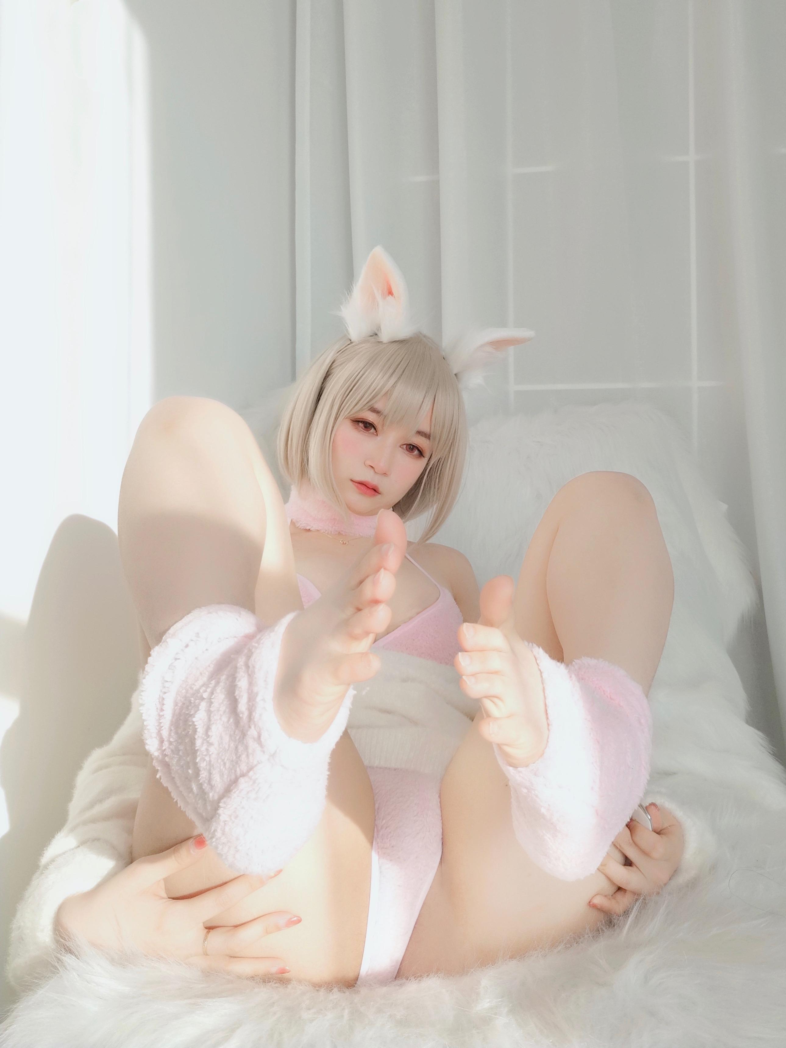 Baiyin 81 - Little White Rabbit 105P