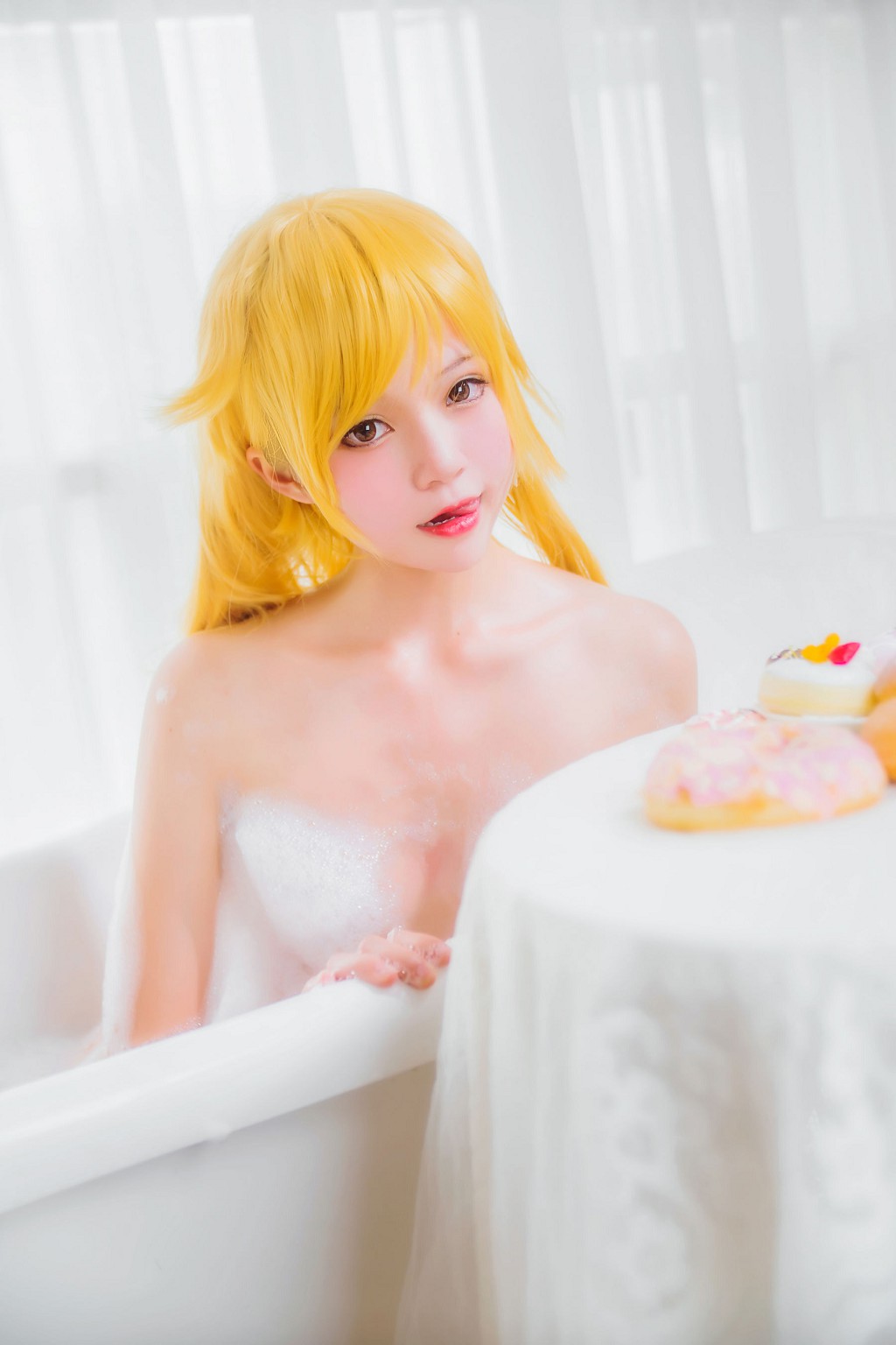 Sakura Tao Miao's "Xiao Nin Bath Tub" [ belle ta COS] Photo Book [50P