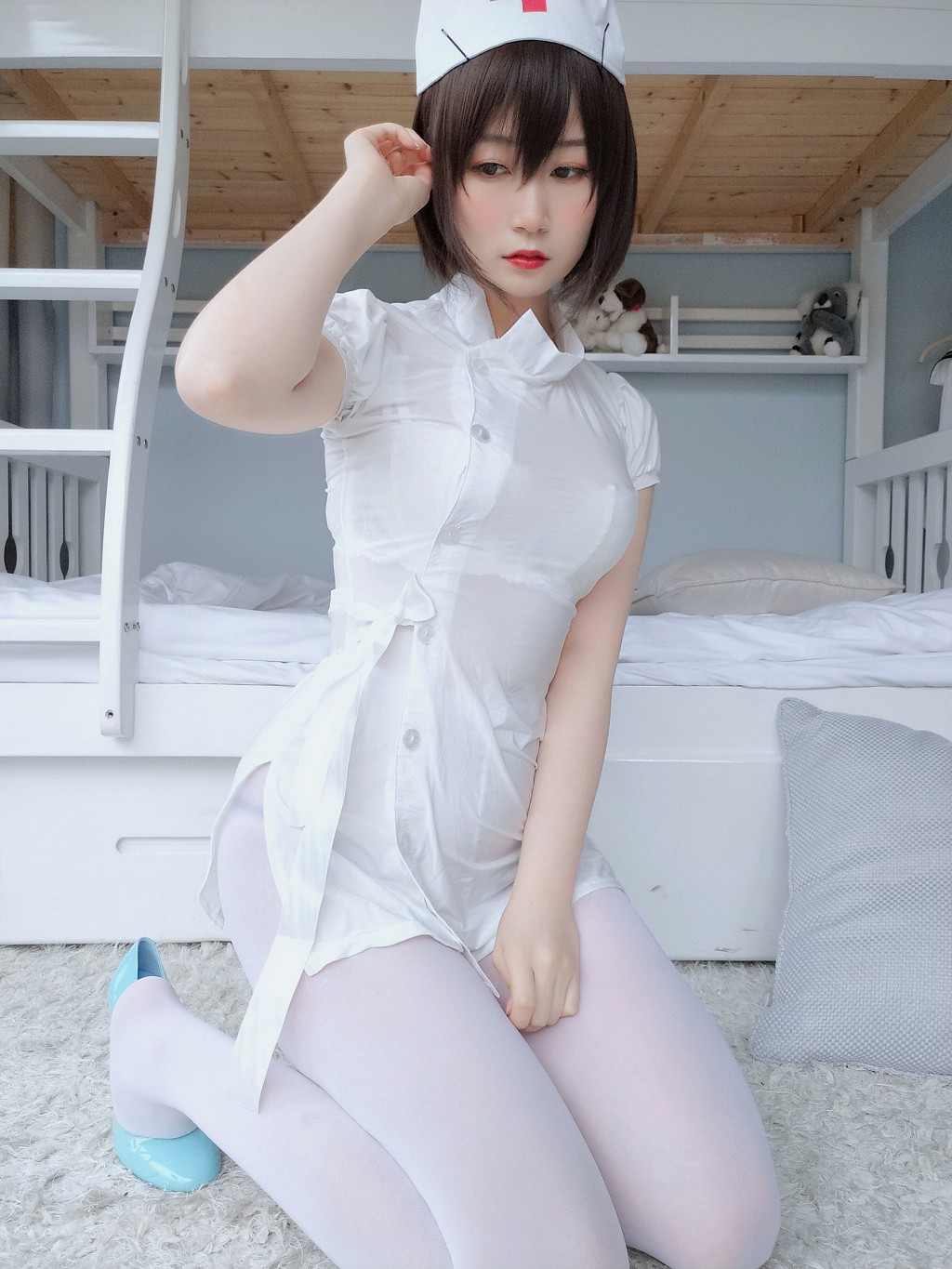Baiyin 81: White Silk Little Nurse [Cosplay Girl] Photobook [51P