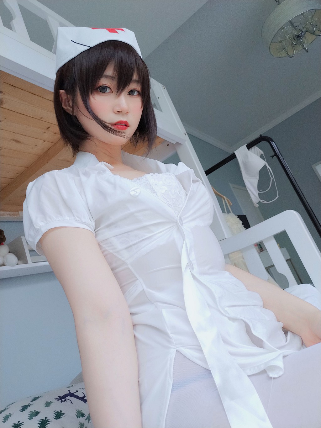 Baiyin 81: White Silk Little Nurse [Cosplay Girl] Photobook [51P