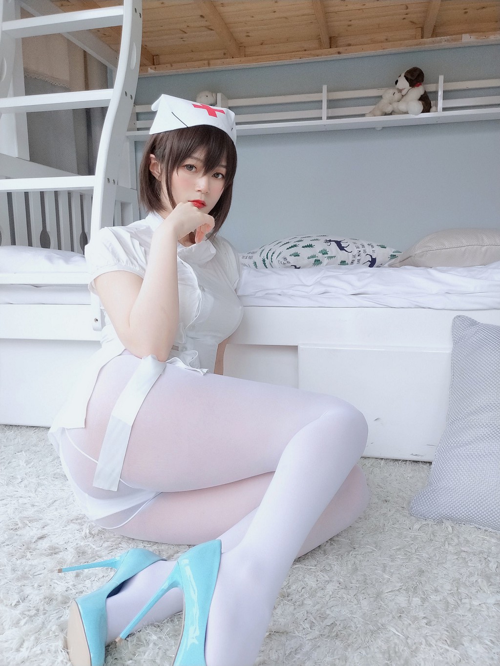 Baiyin 81: White Silk Little Nurse [Cosplay Girl] Photobook [51P