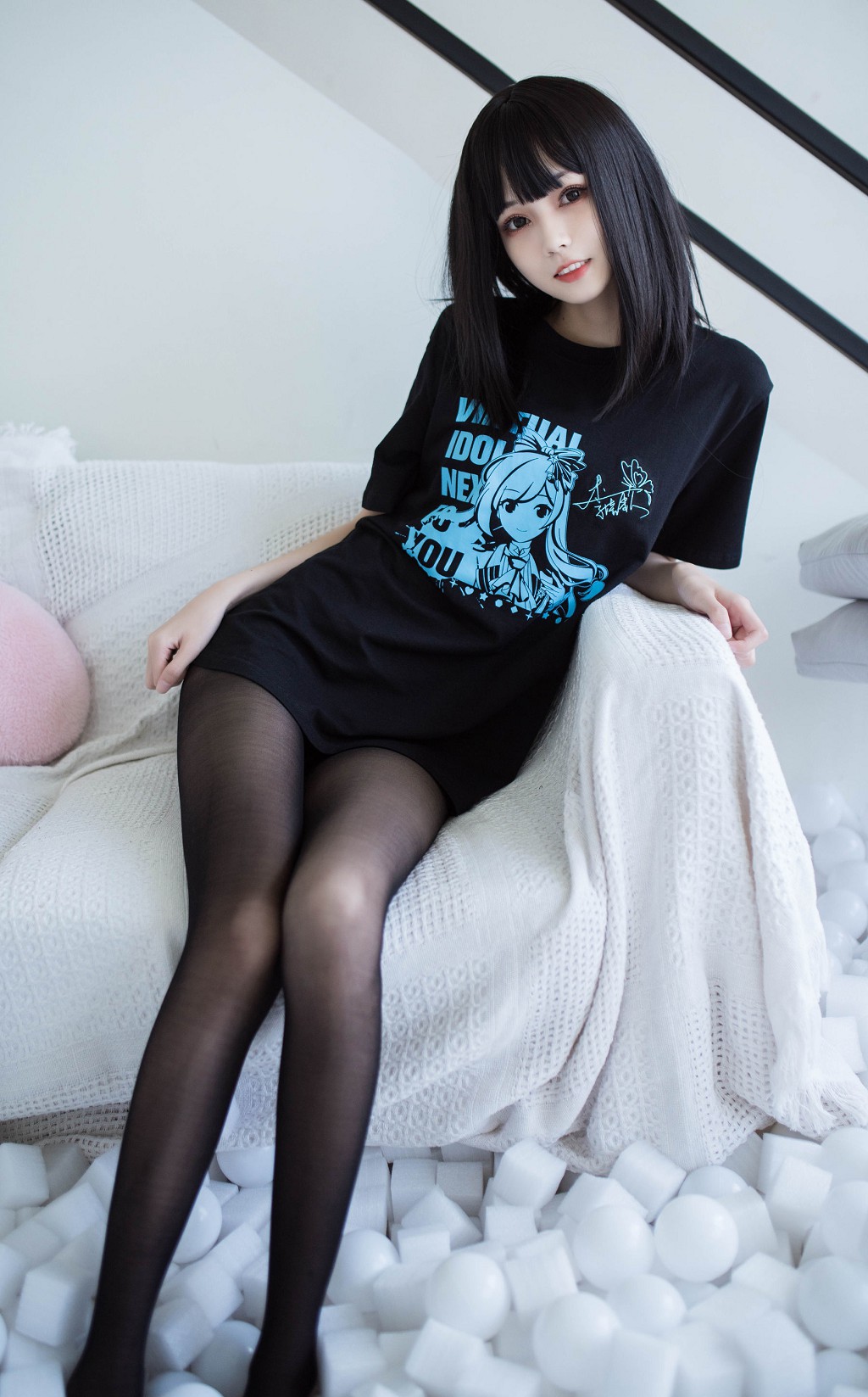 小妖精 あなたの負卿《愛宕花嫁 居家私服 穹妹女仆》 [Cosplay福利] 写真集[26P