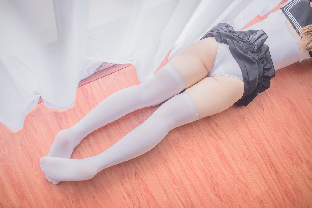 ชิโรคาเนะ ซากิ 《ชุดว่ายน้ำนักเรียน ชุดนักเรียน》 [Cosplay สวัสดิการ] หนังสือภาพ[38P