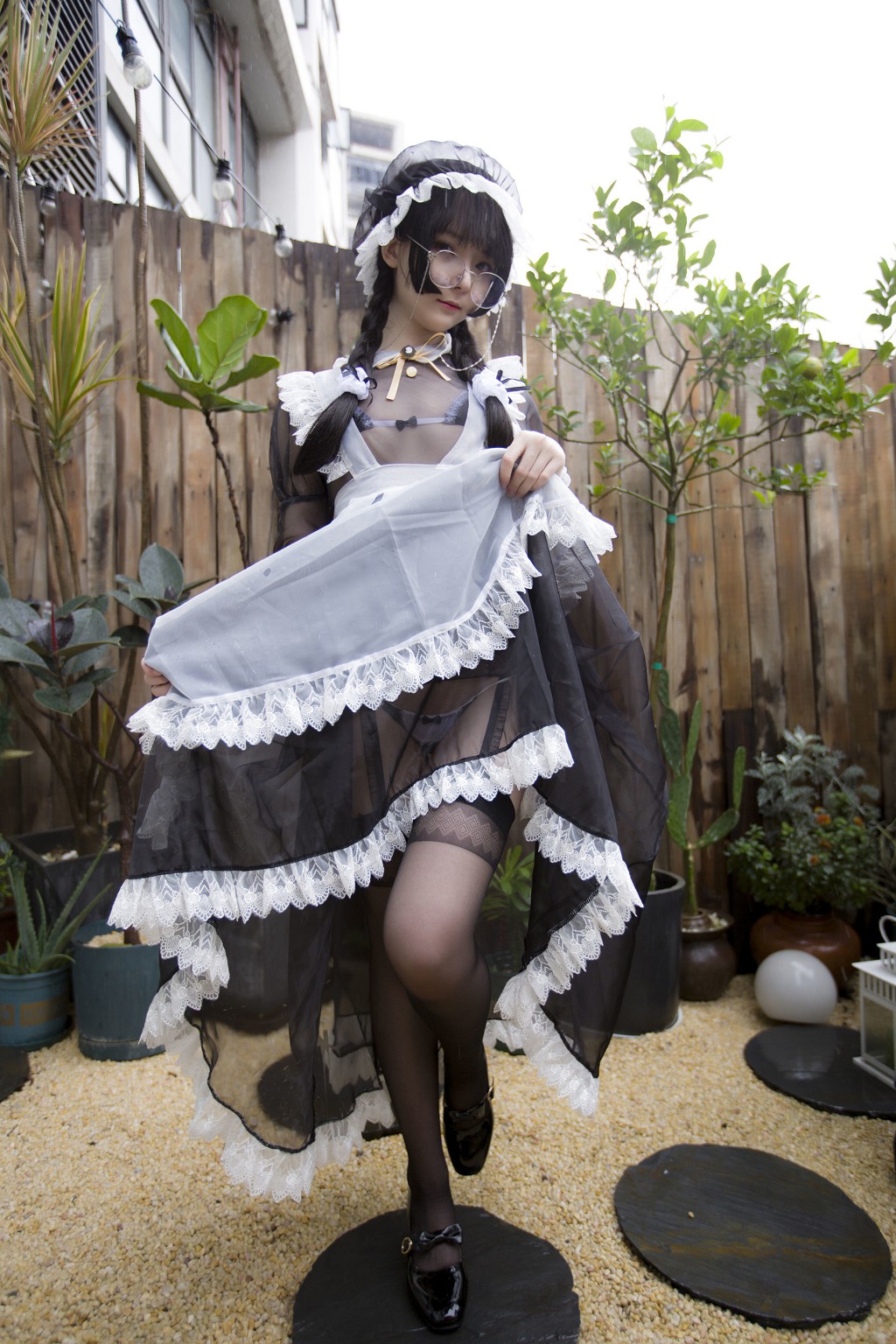 コーサーイーショウヨウゼ『メイドの新装』 [コスプレ美女] 写真集[85P