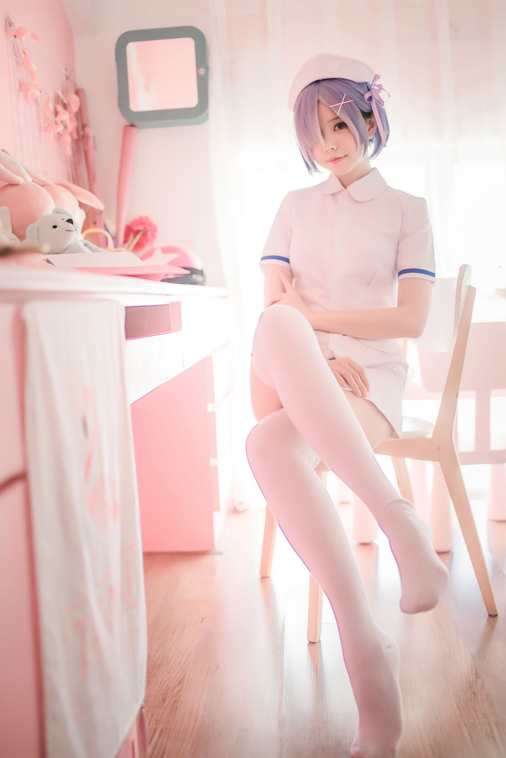 Ono Imoko w《Váy sa trắng + Rem Y tá + Rem Cô gái thỏ》 [Cô gái cosplay đẹp] Tập ảnh [30P