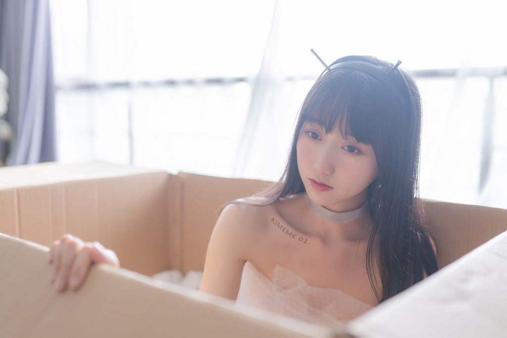 목미엔미엔OwO《지능형 여자친구》 [Cosplay 혜택] 사진집[130P