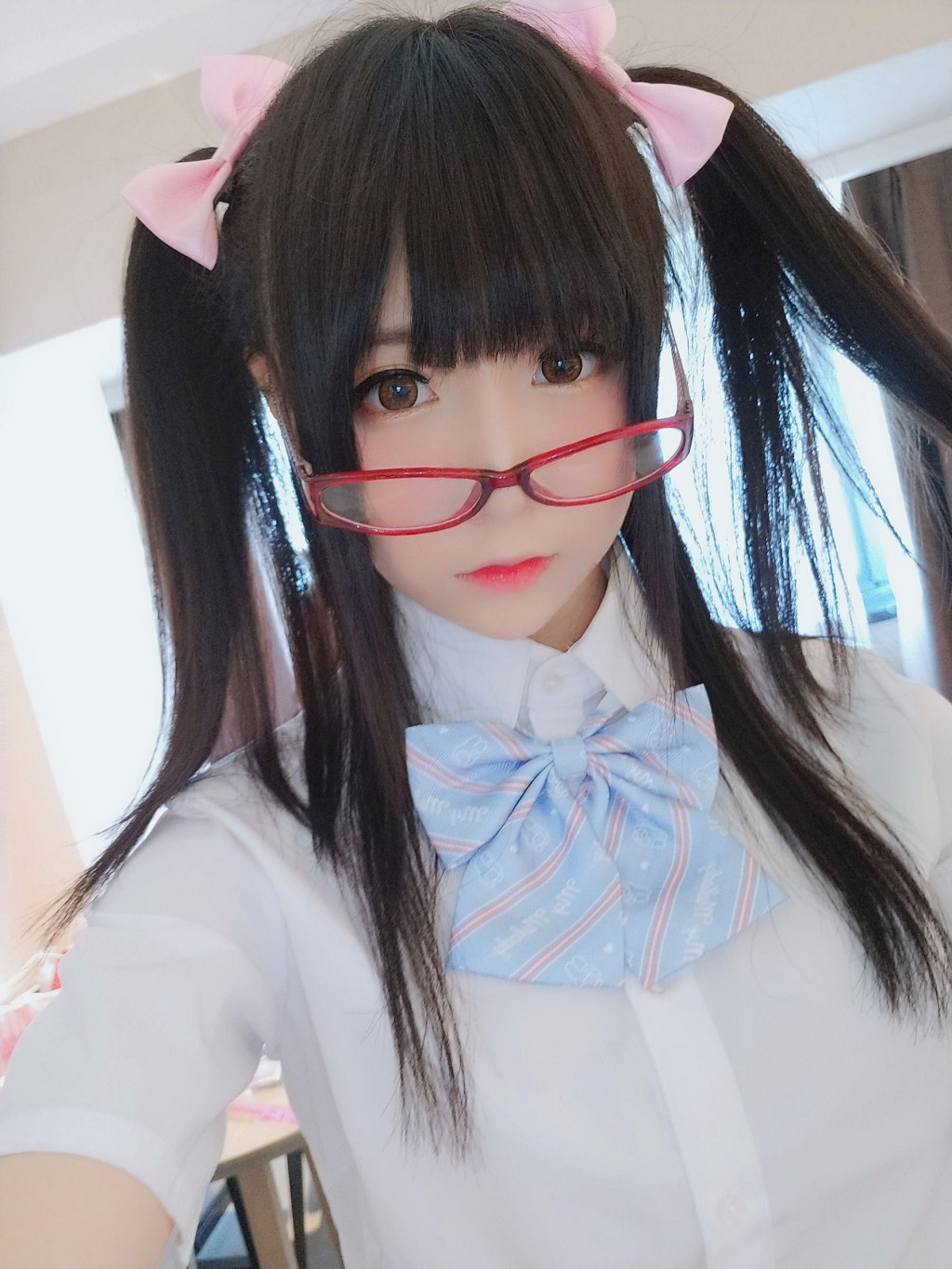 COSER야오야오락요요 《유혹적인 초등학생》 [Cosplay 혜택] 사진집[43P