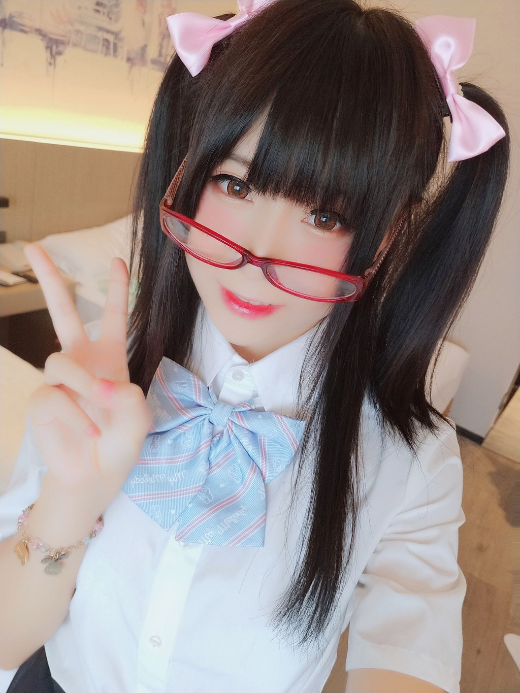 COSER야오야오락요요 《유혹적인 초등학생》 [Cosplay 혜택] 사진집[43P