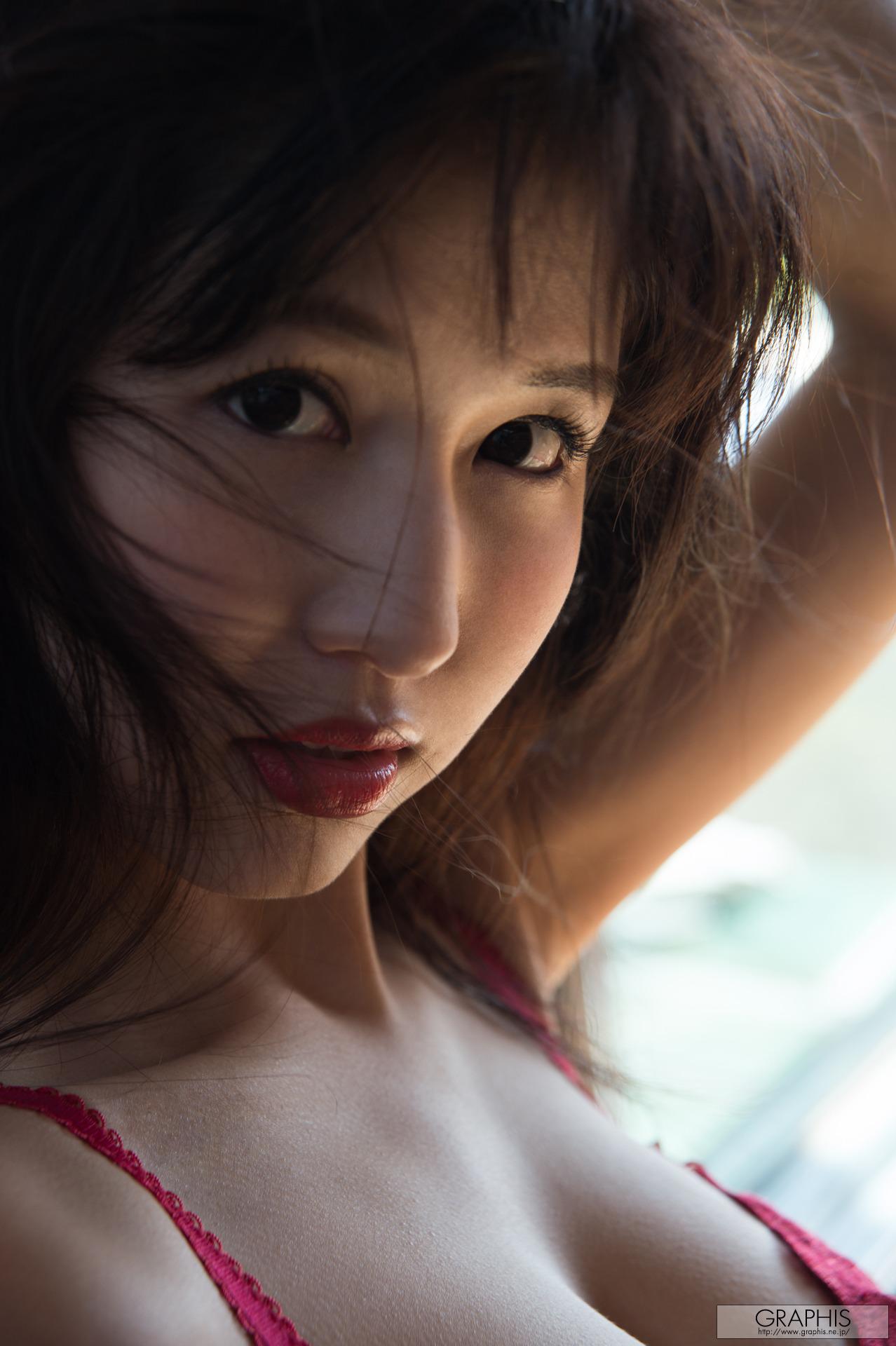 Graphis] Sakura Momo 130P