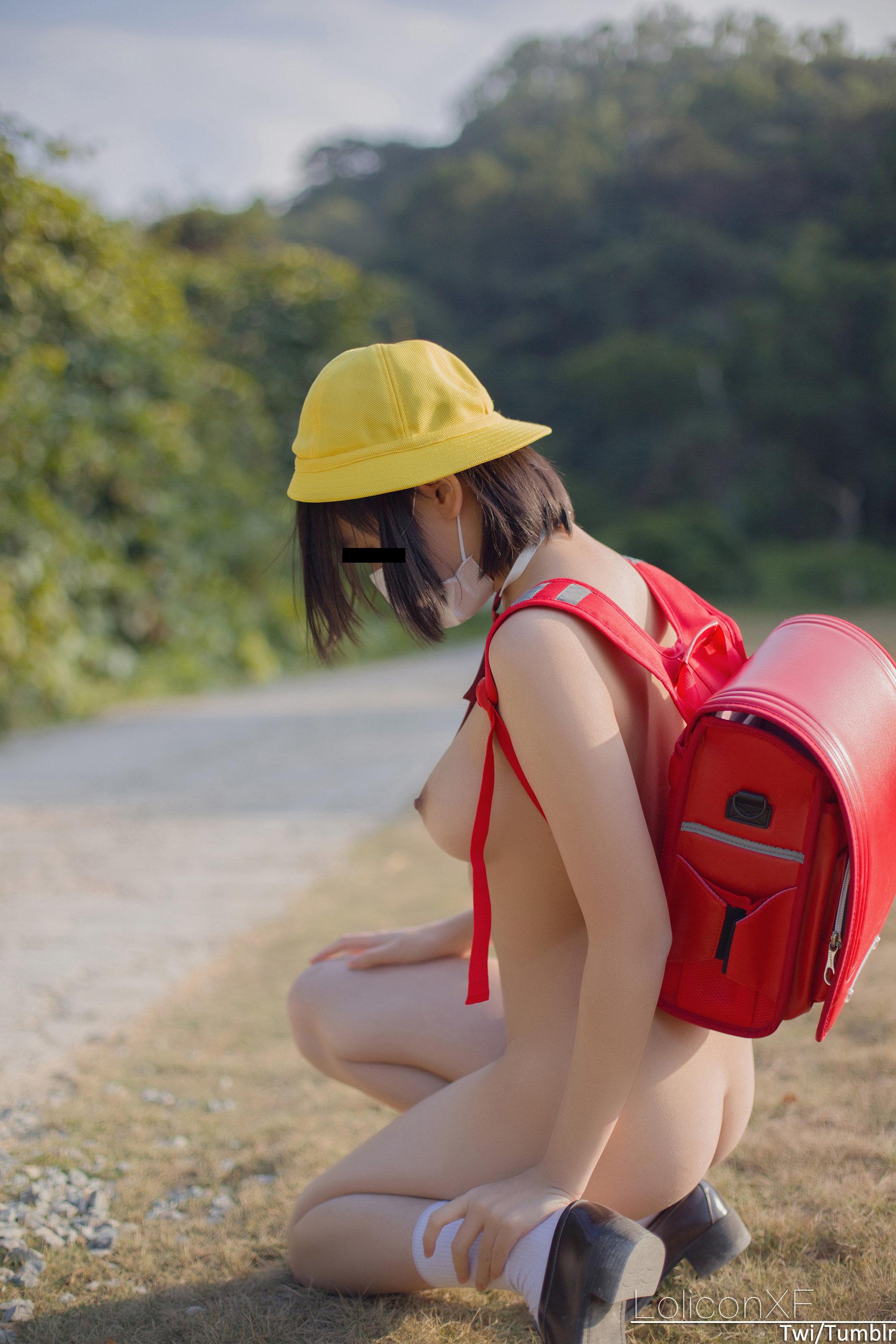 悠寶] 幼稚園露出 44P