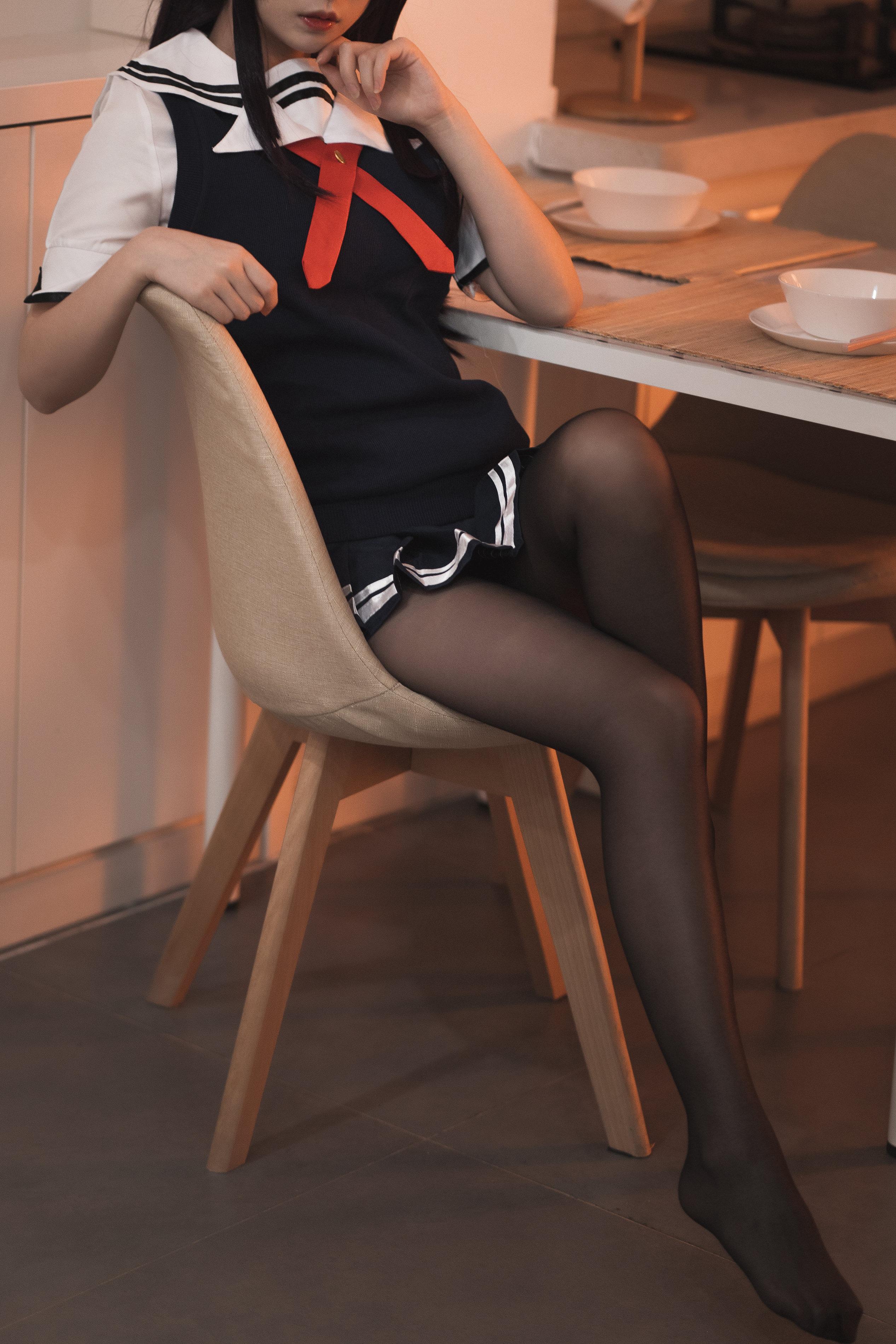 里奧科涼涼子] 學姐 40P