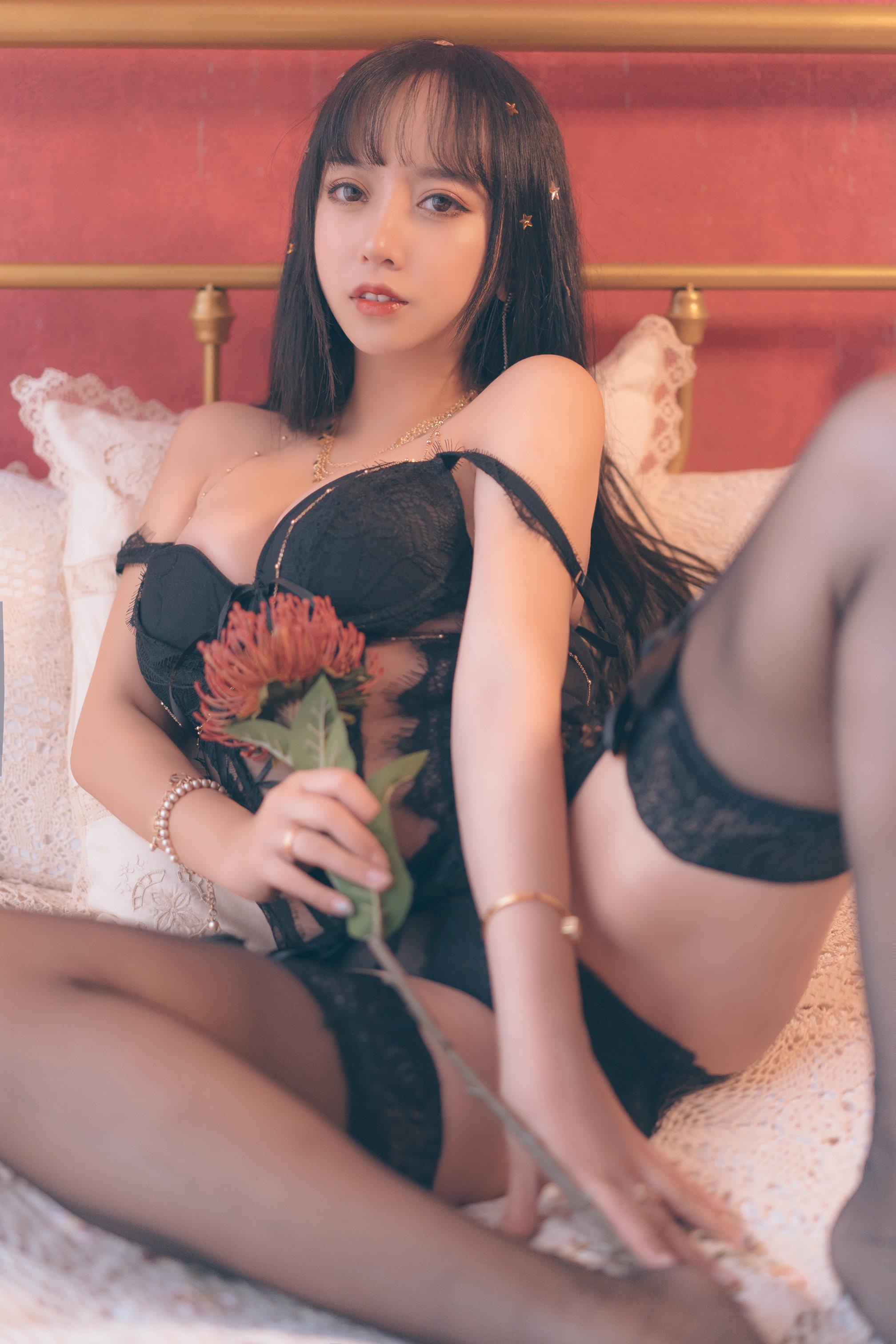 過期米線線喵 - 6點半的月亮 64P