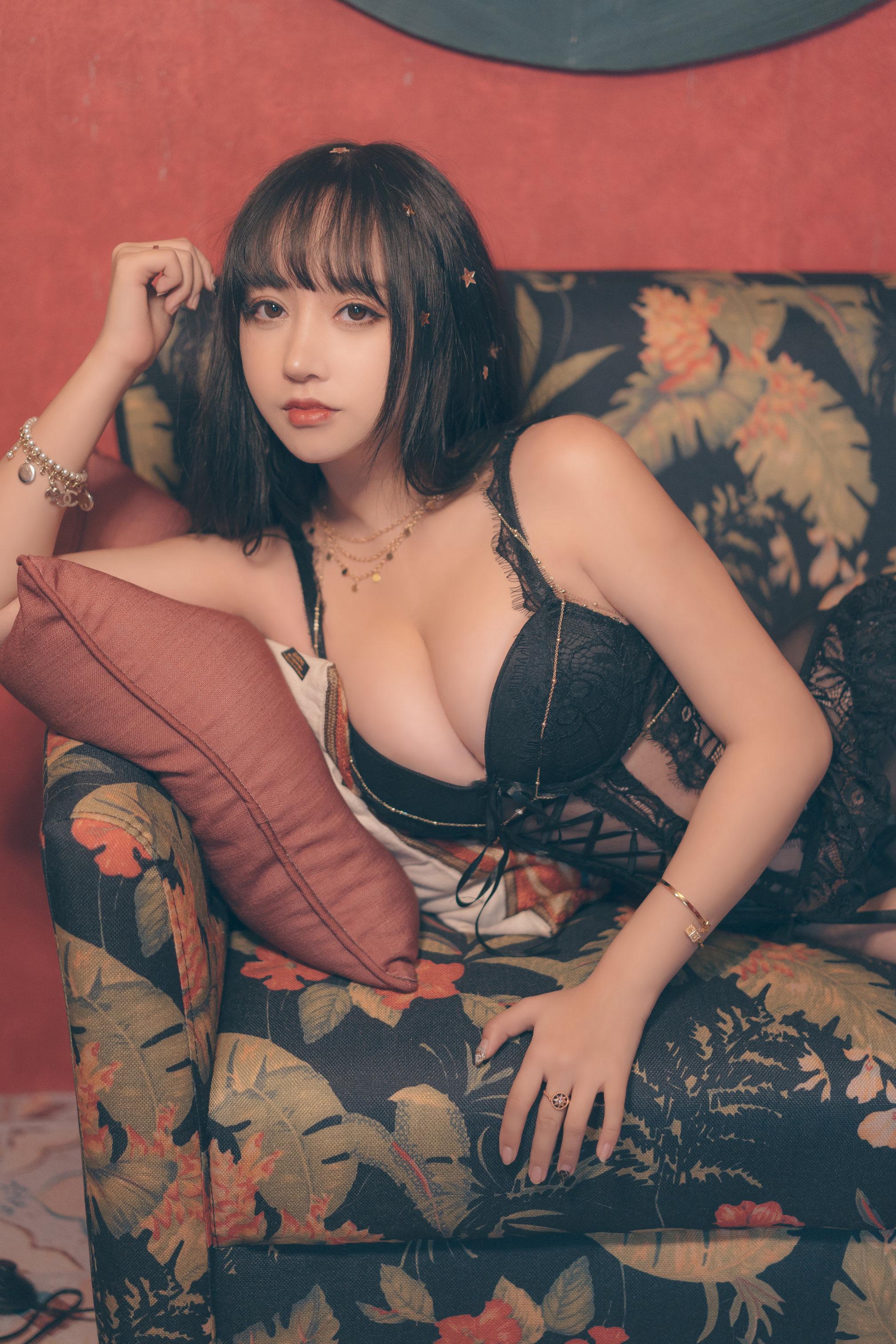 過期米線線喵 - 6點半的月亮 64P