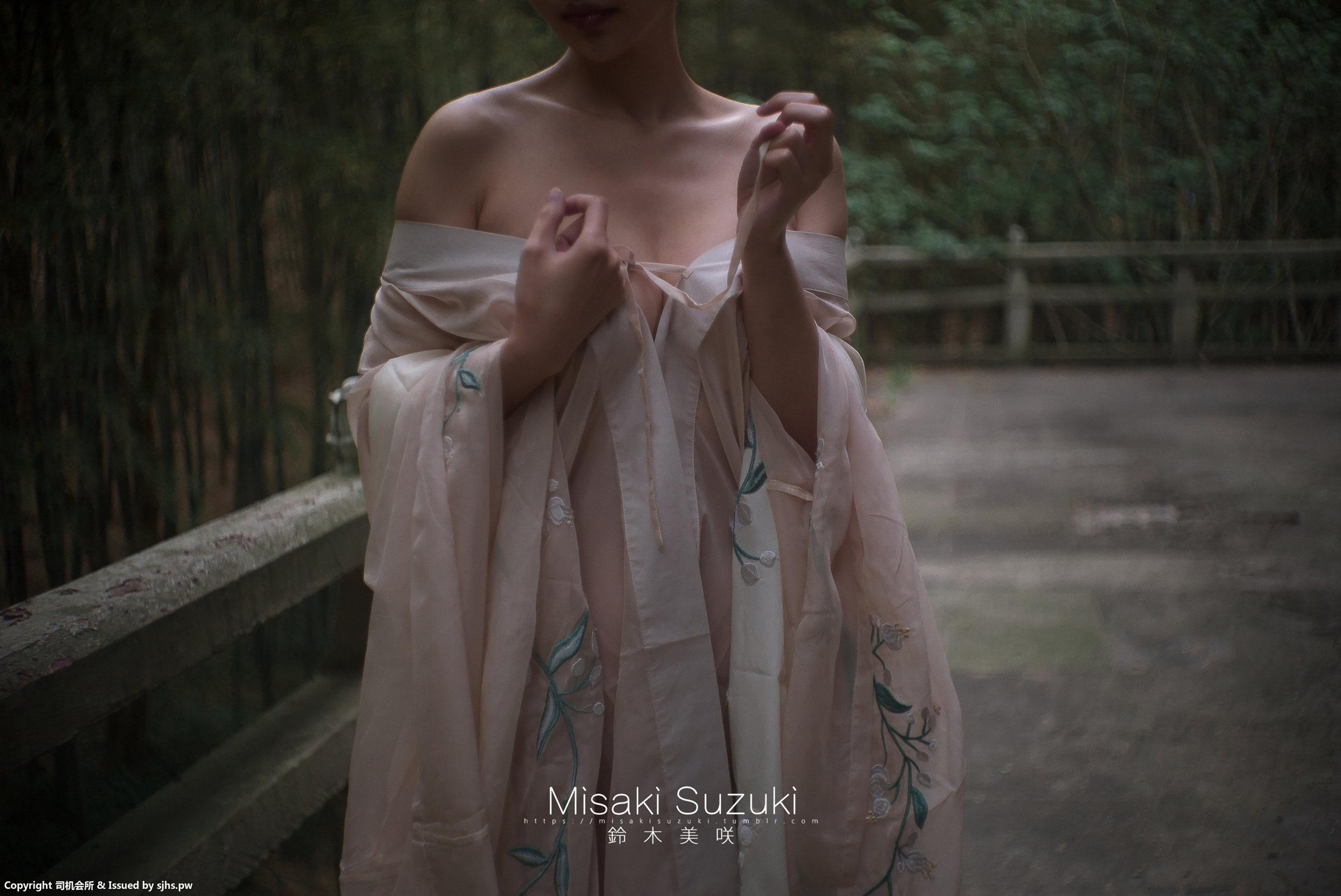 Misaki Suzuki] The Elegant Beauty in the Classical Courtyard 51P