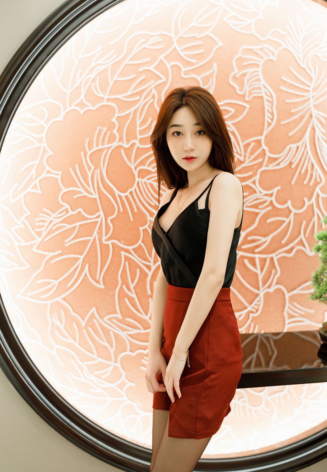 เซ็กซี่ ถุงน่องดำ ขาสวย กิวยฺวบเซิง ล่อลวง ก้นเงย ผิวขาว ภาพถ่ายร่างกายมนุษย์ความคมชัดสูง