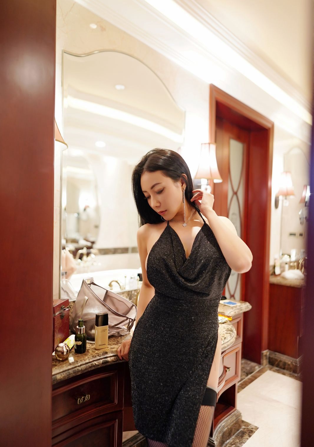 Guo Er Victoria High Heels Black Silk Beautiful Legs Premium Big Breasts High Definition Photo Set