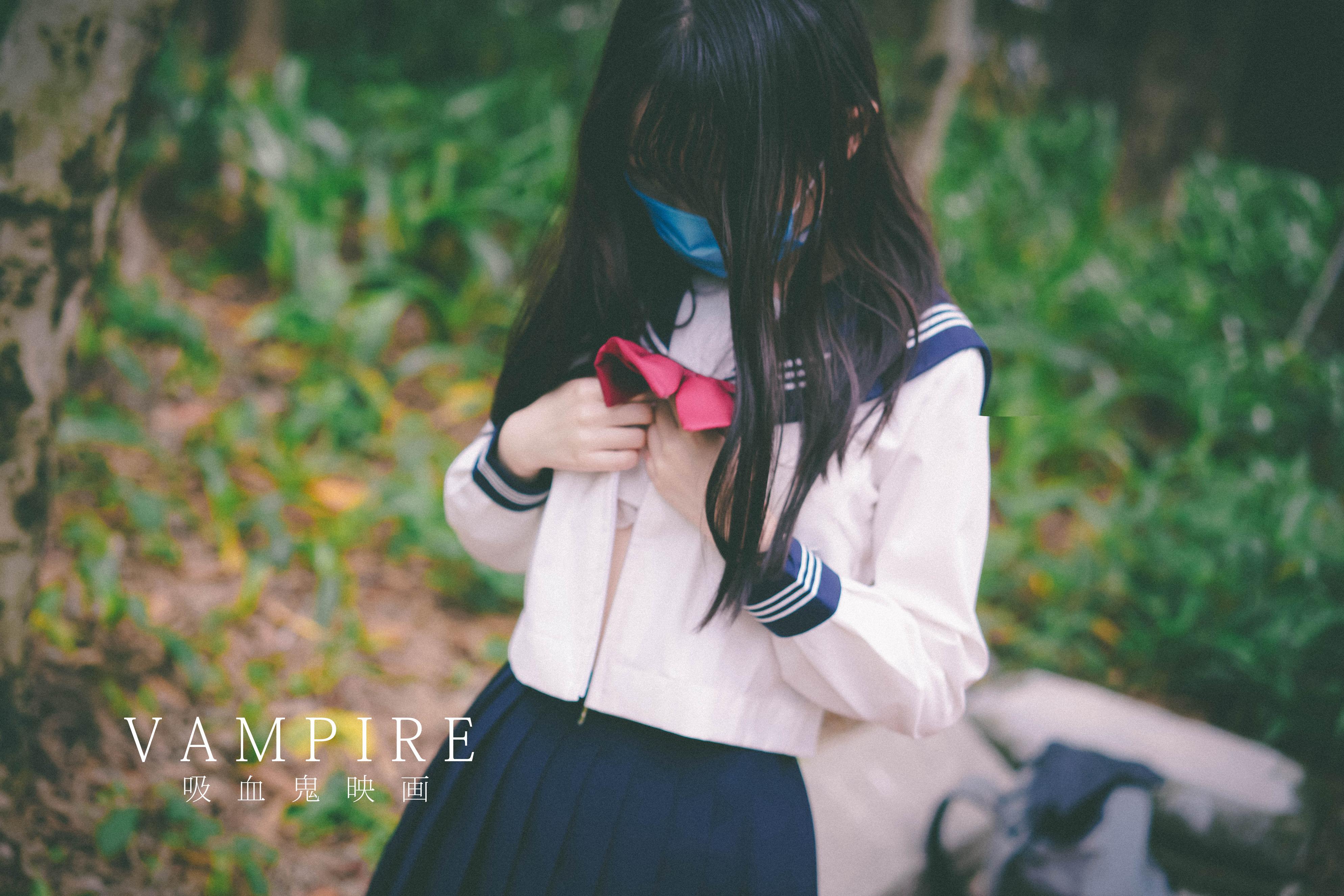 吸血鬼映画 - JK制服 52P