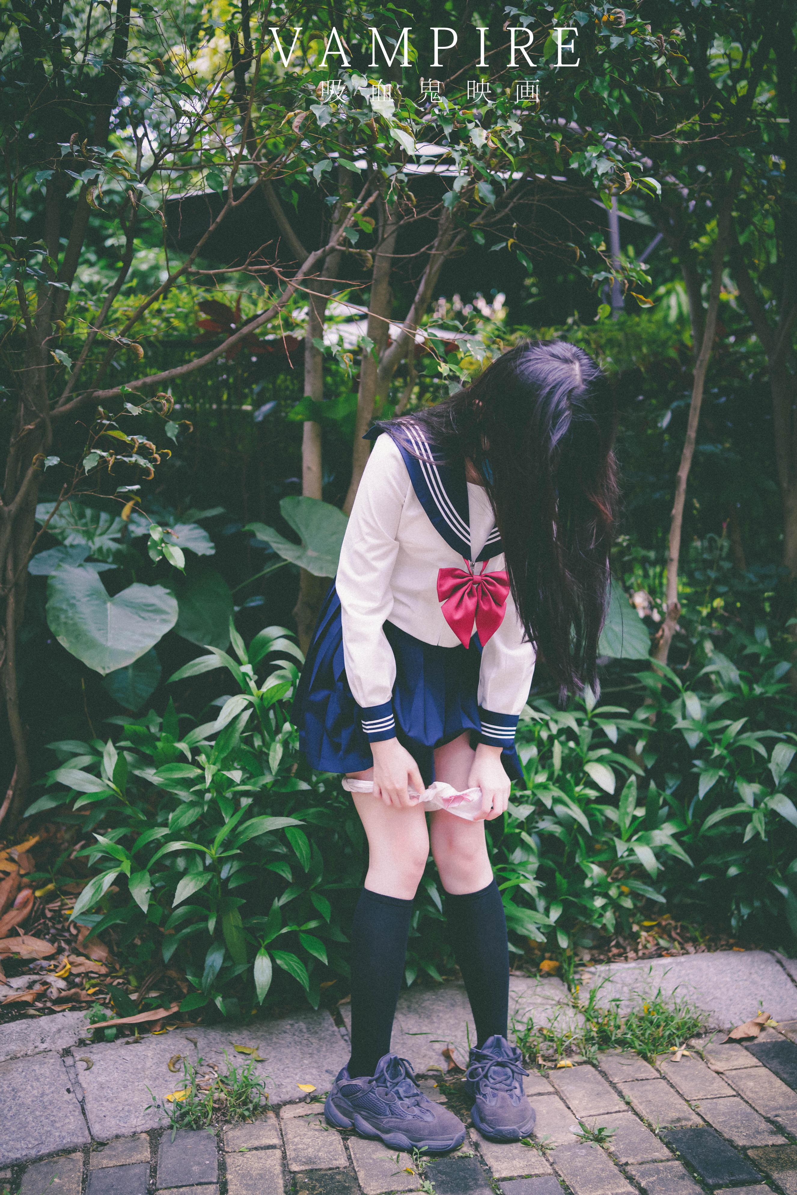 吸血鬼電影 - JK制服 52P