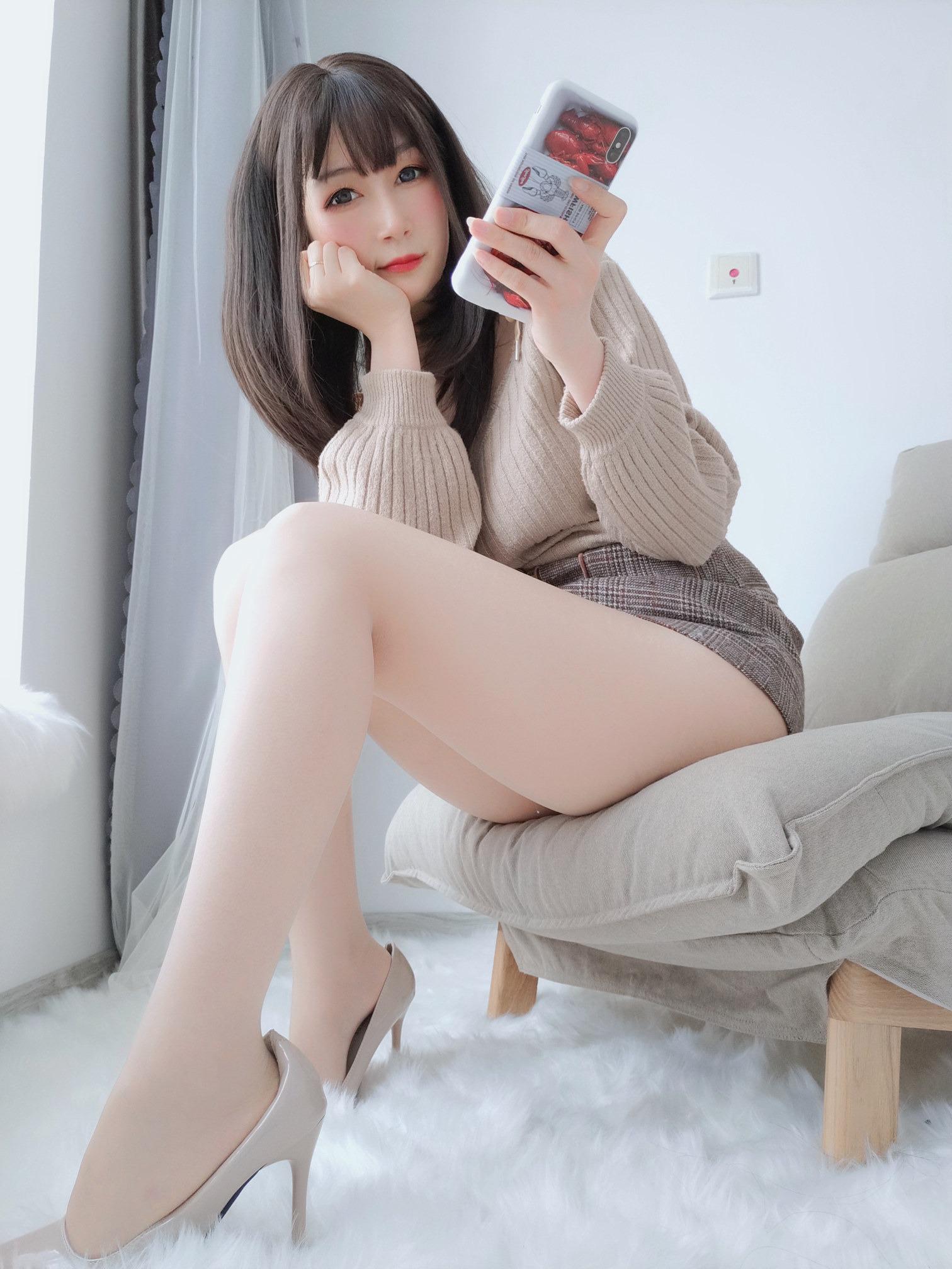 Bạch Ngân 81 - Hậu bối ngọt ngào 130P