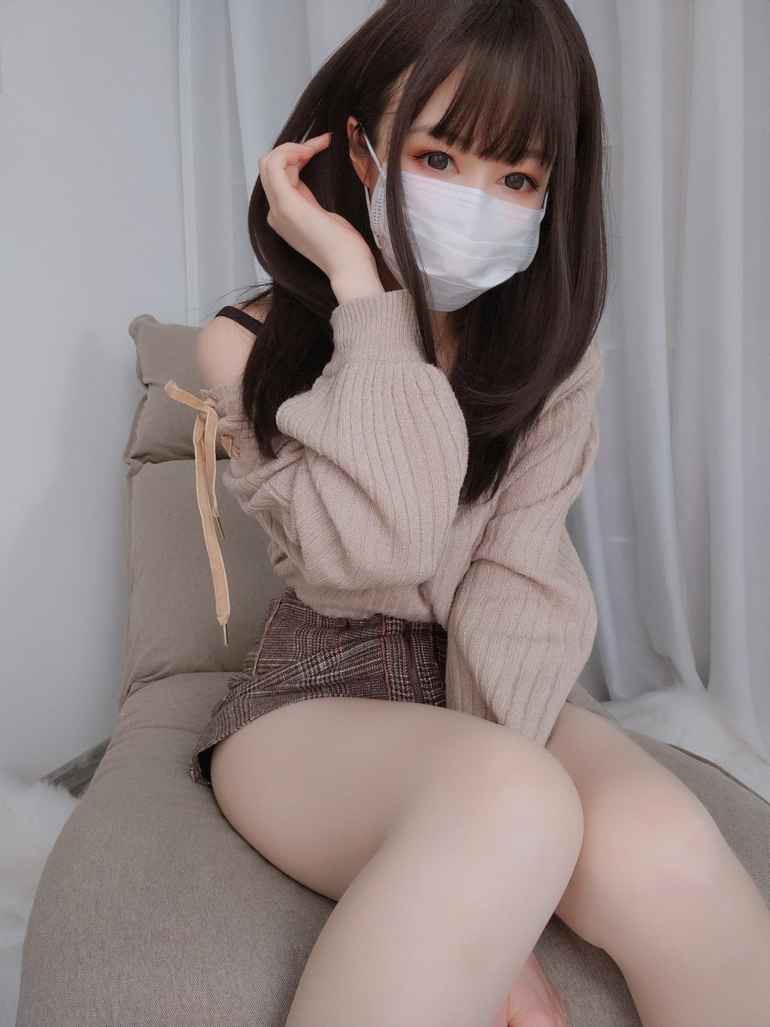 Bạch Ngân 81 - Hậu bối ngọt ngào 130P