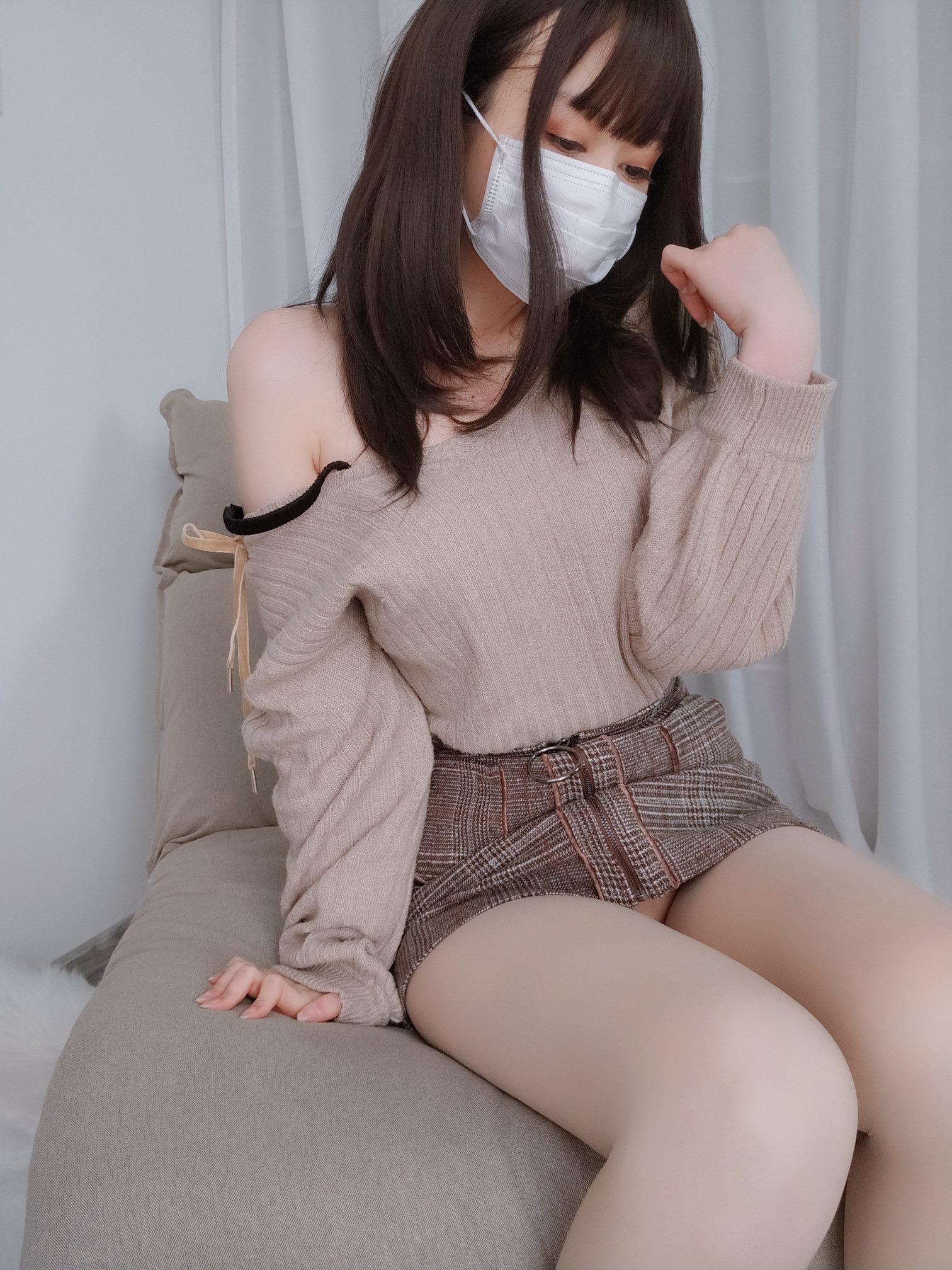 Bạch Ngân 81 - Hậu bối ngọt ngào 130P