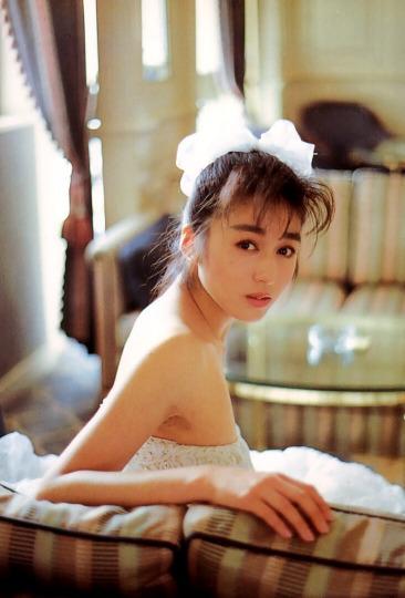 青山知可子 59P