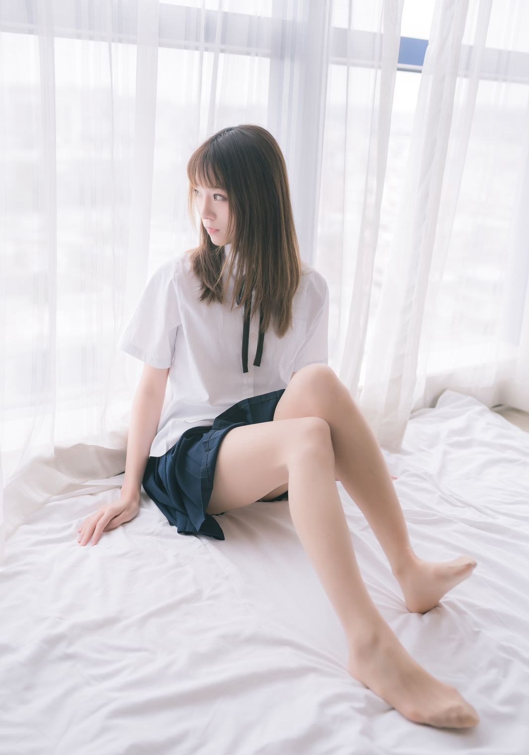 Kitaro_ Kitaro bộ ảnh quy mô lớn: Cởi tất, chân đẹp gợi cảm, đồng phục váy ngắn