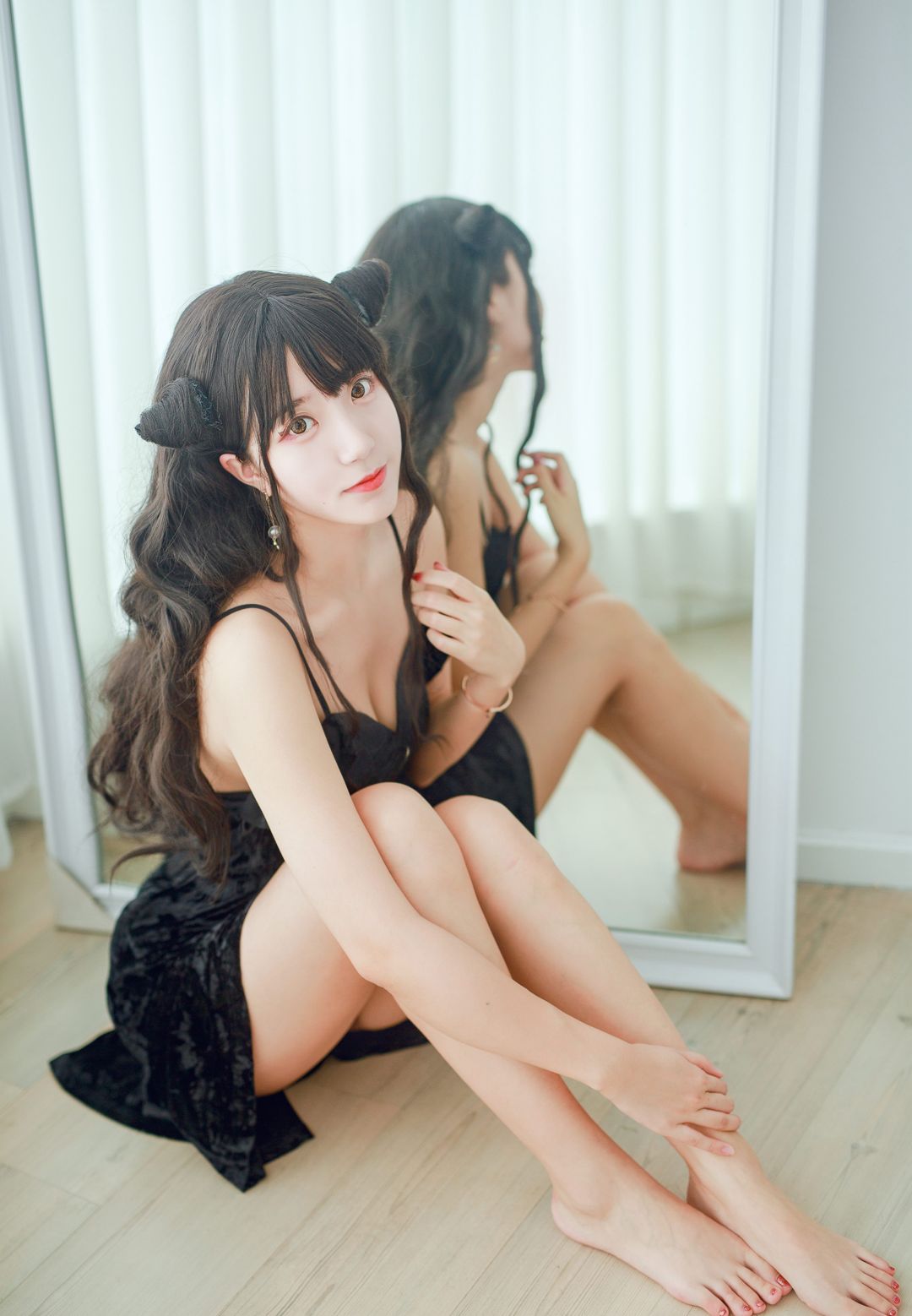 코스프레 대형 사이즈 웰페어 섹시 레이스 에로틱 미모 다리 초음란 사진图