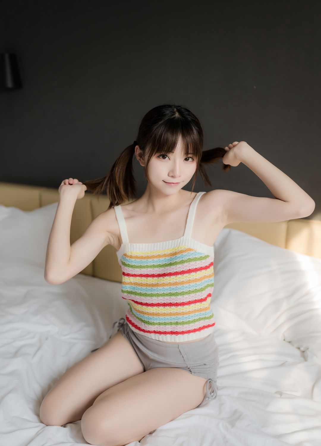 Miaotang Film High-Value Double Ponytails Large-Scale Cosplay Private Fair-Skinned Beautiful Legs Photobook