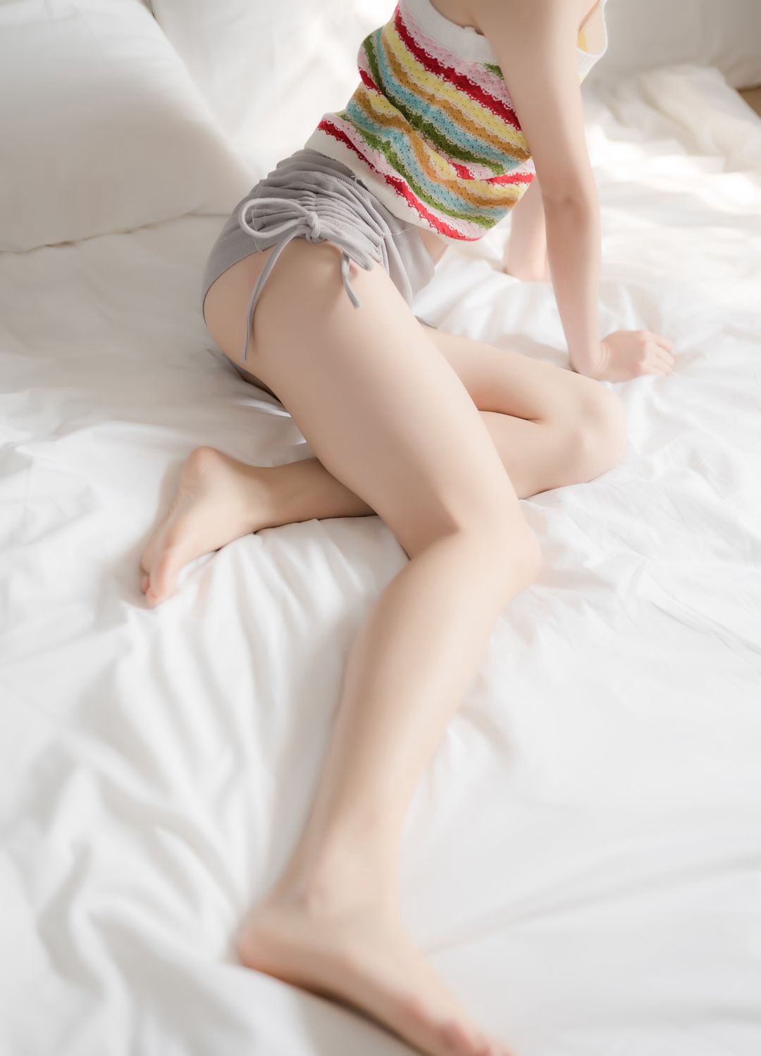Miaotang Film High-Value Double Ponytails Large-Scale Cosplay Private Fair-Skinned Beautiful Legs Photobook