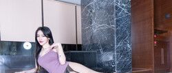 美女腿黑絲襪美腿性感高跟涼鞋腿模艾薇兒