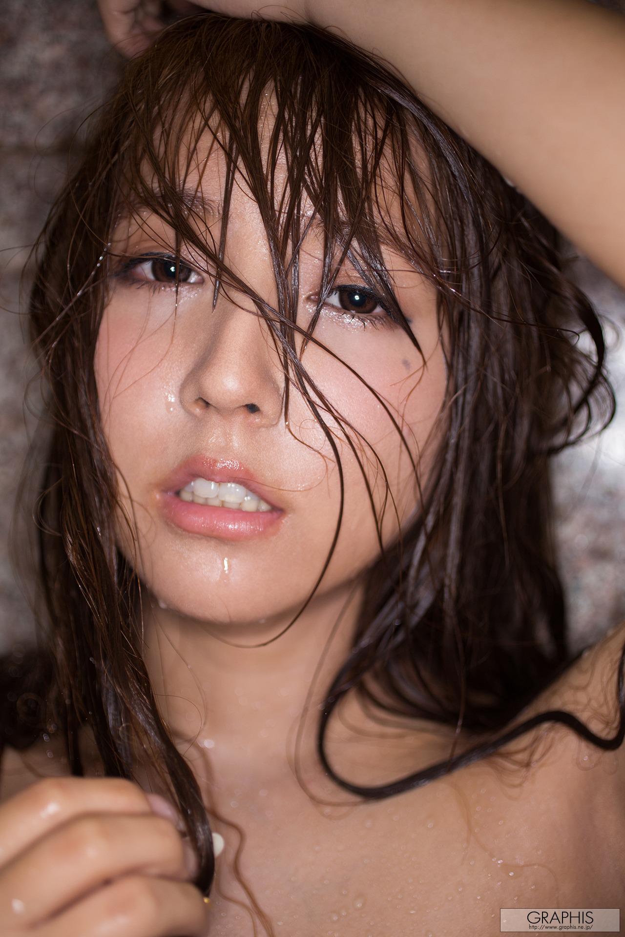 Graphis] Gals No.396 Yua Mikami Divine Sprout [121p