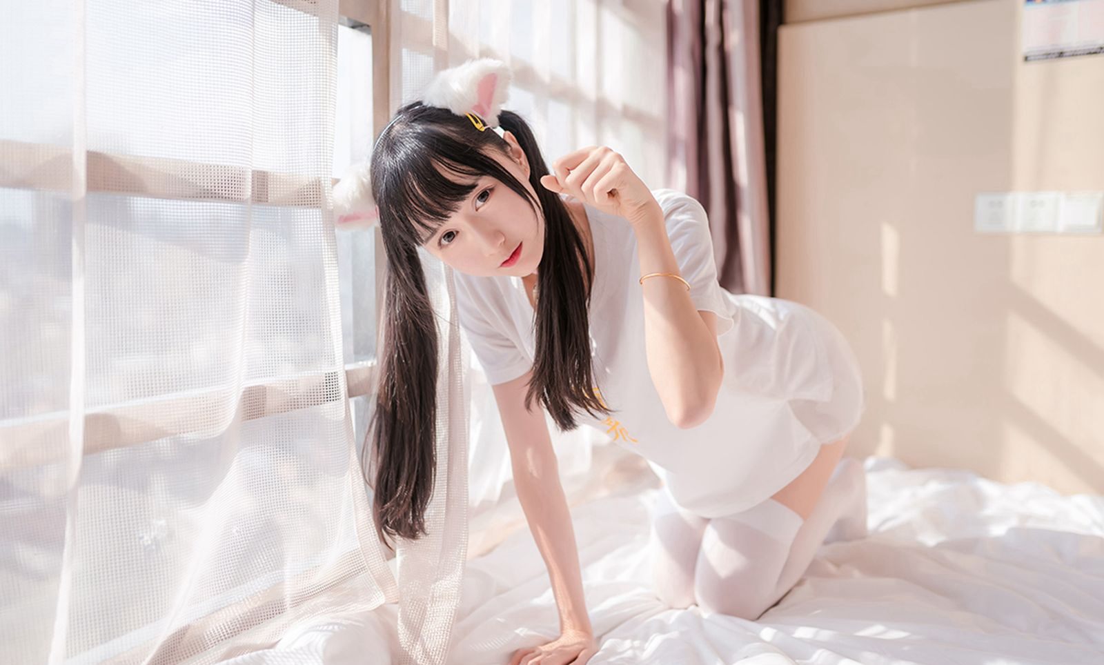 น่ารัก JK ถุงน่องขาว ขนาดใหญ่ Cosplay สวัสดิการ อิงเทาเมียว สไตล์แมว ถุงน่องขาว ภาพถ่าย