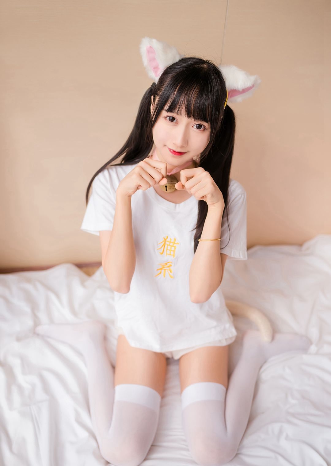 可愛いJK白絲大規模コス福利 桜桃喵猫系白絲ストッキング写真