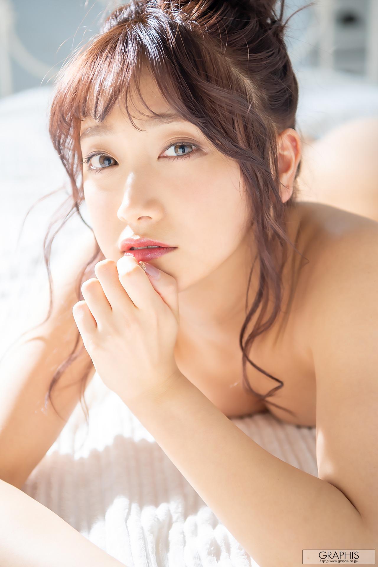 [Graphis] Gals - Anna Kami 加美杏奈 『 Angel Smile 』146P