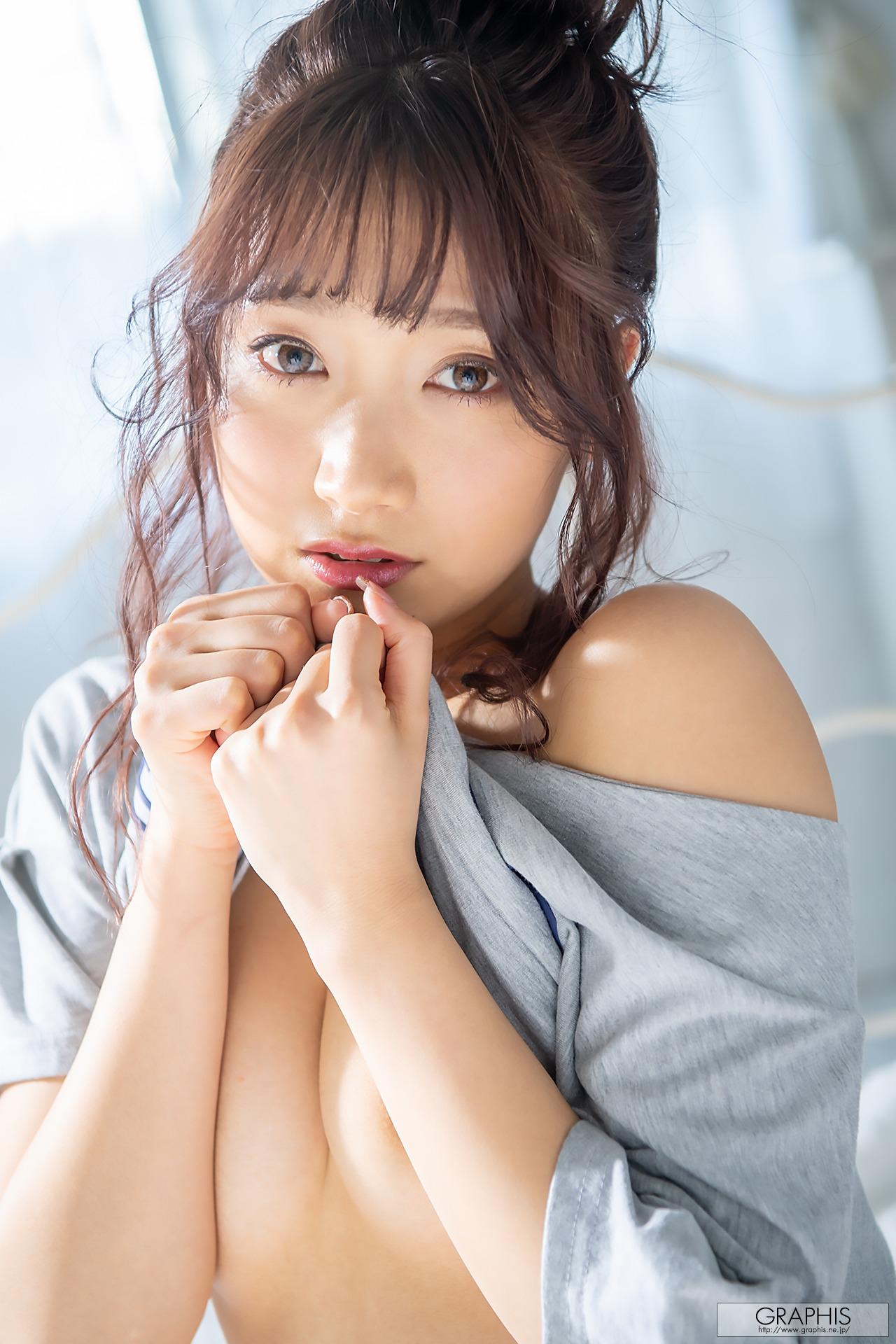 [Graphis] Gals - Anna Kami 加美杏奈 『 Angel Smile 』146P