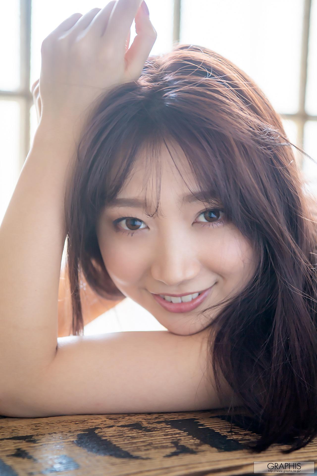 [Graphis] Gals - Anna Kami 加美杏奈 『 Angel Smile 』146P
