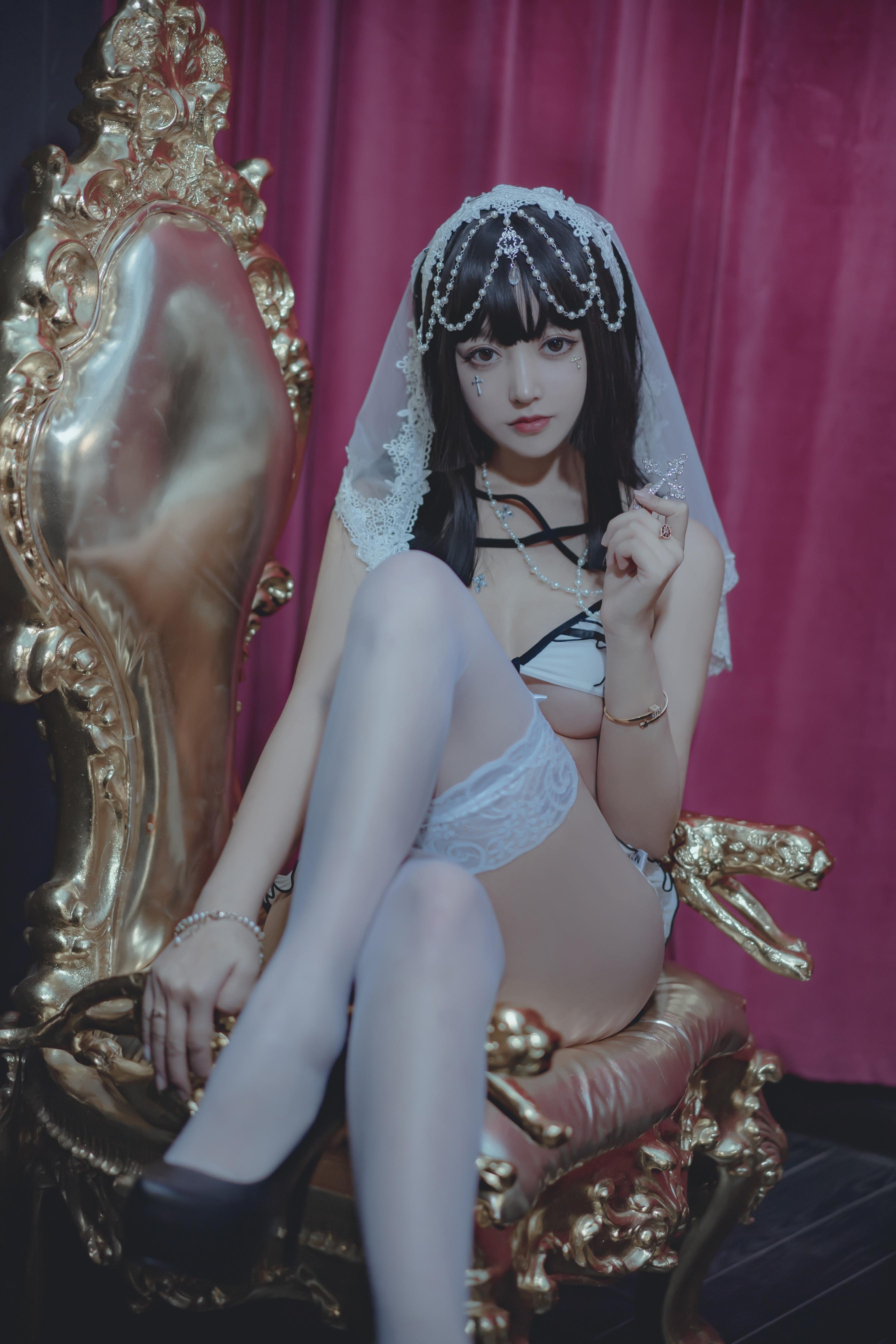 過期米線線喵 - 修女 53P