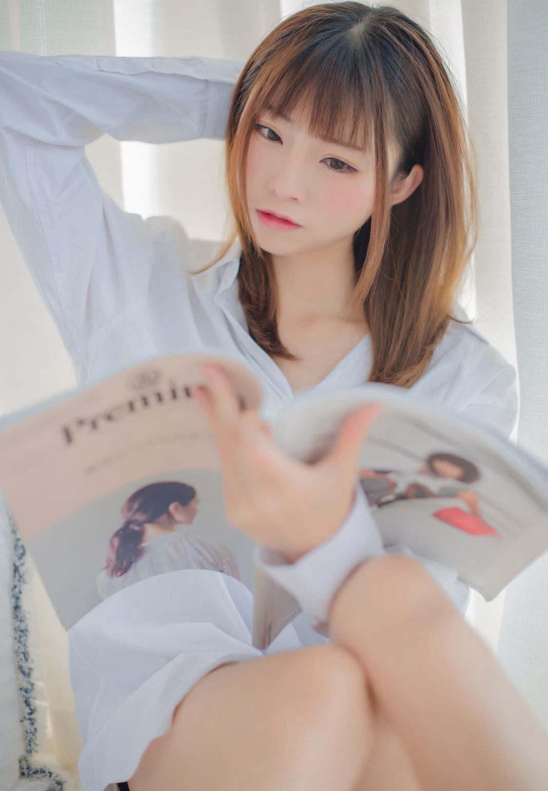 白嫩女神 COSER 綺太郎 性感嫩白美腿白皙玉足大尺度寫真