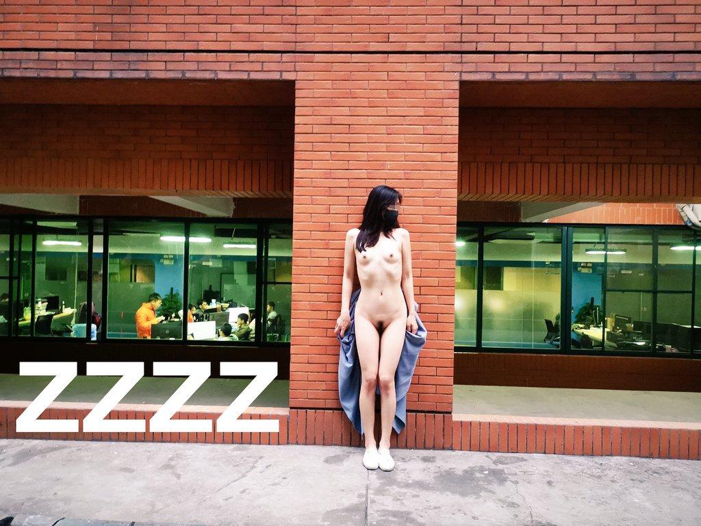 Guangzhou Couple "ZZZZ" Full Nude Exposure 126P