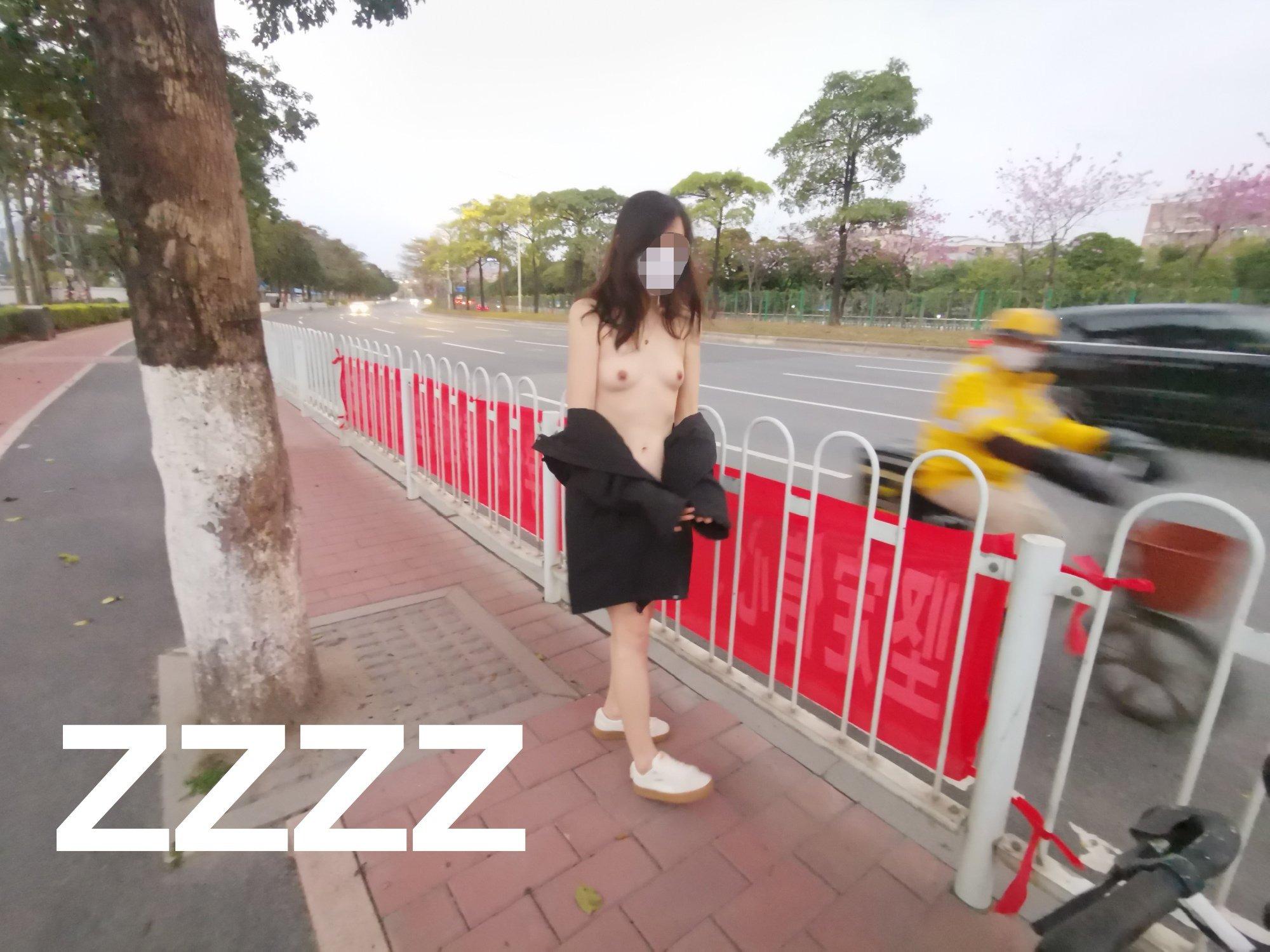 Guangzhou Couple "ZZZZ" Full Nude Exposure 126P