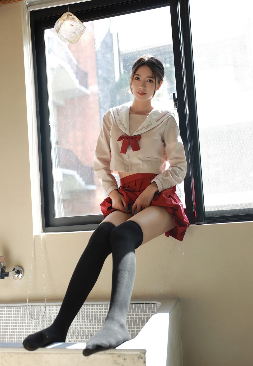Fang Zixuan High-Value Fresh and Pure Goddess Sexy Pleated Skirt Photos