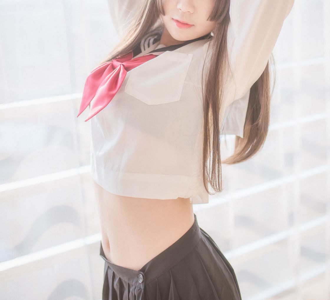 COS美女白金大尺度超污福利黑絲襪清新美圖玉足圖片