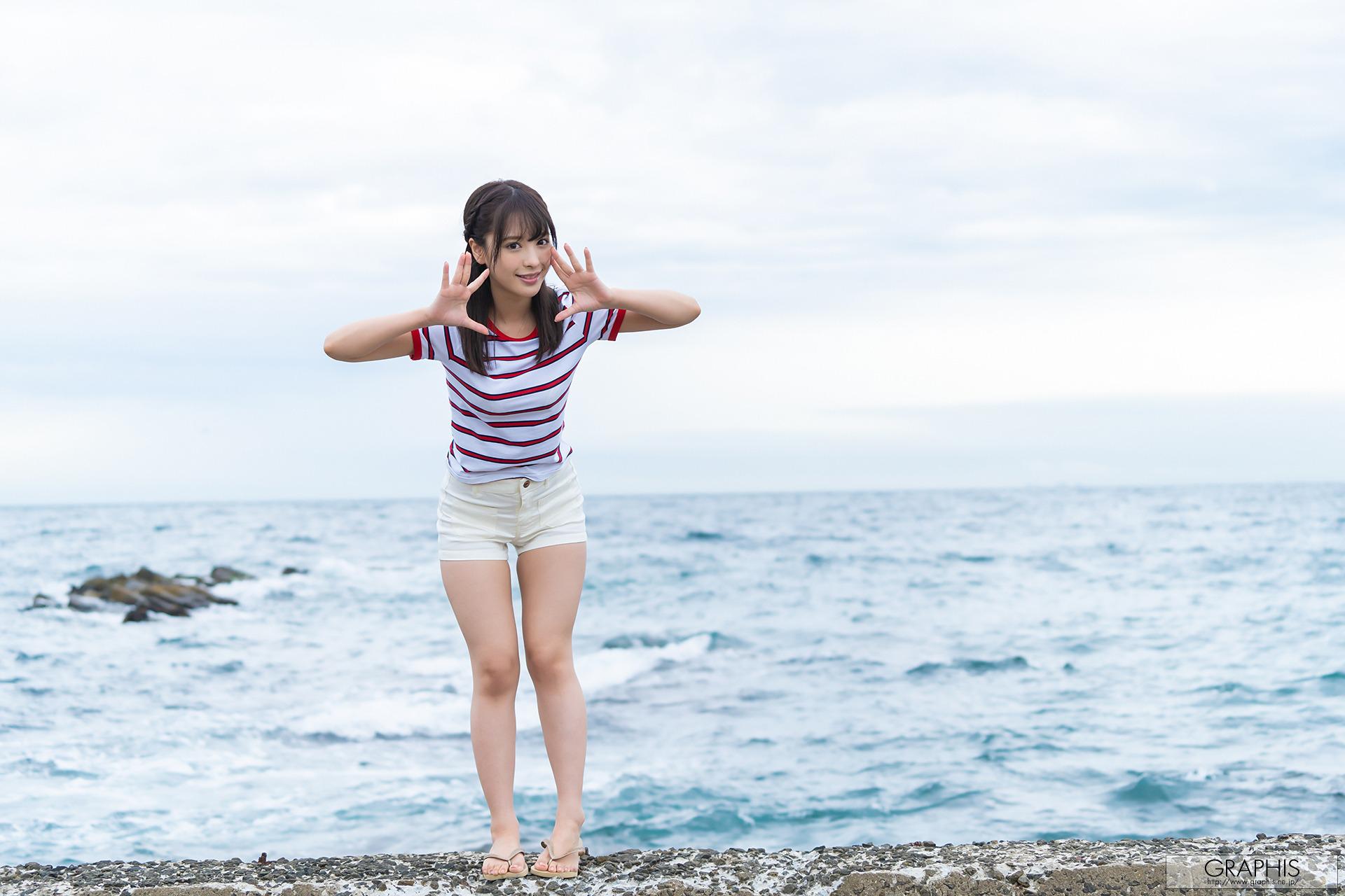 [Graphis] Kana Momonogi 桃乃木かな Winter Special Sign 121P