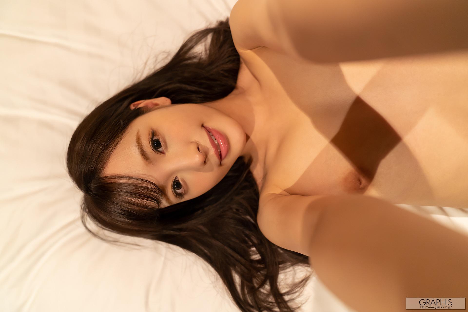 Graphis Kana Momonogi Winter Special Sign 121P