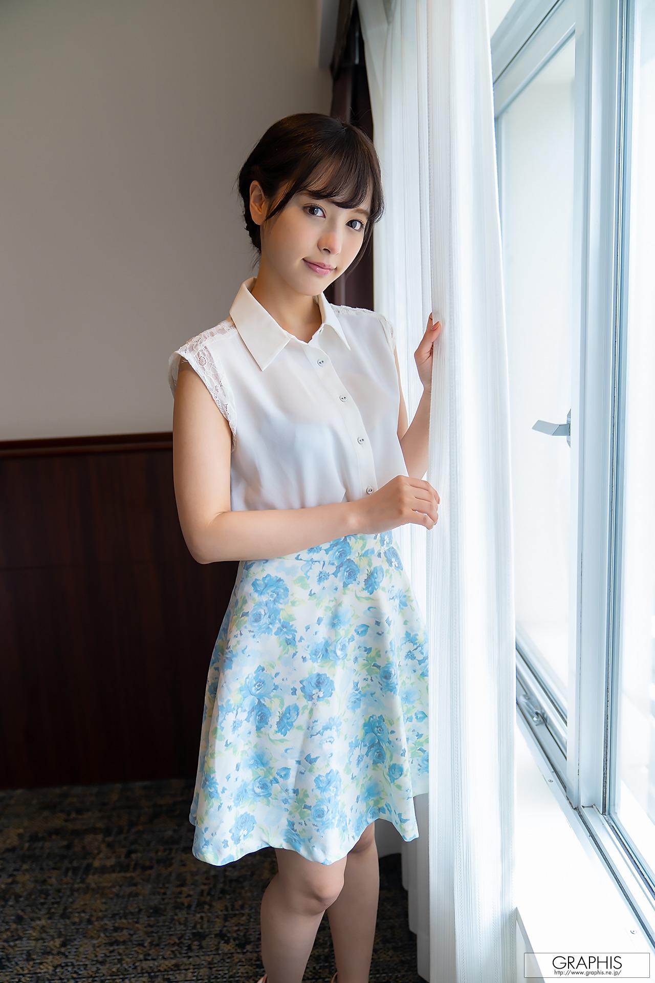 Graphis Kana Momonogi Winter Special Sign 121P