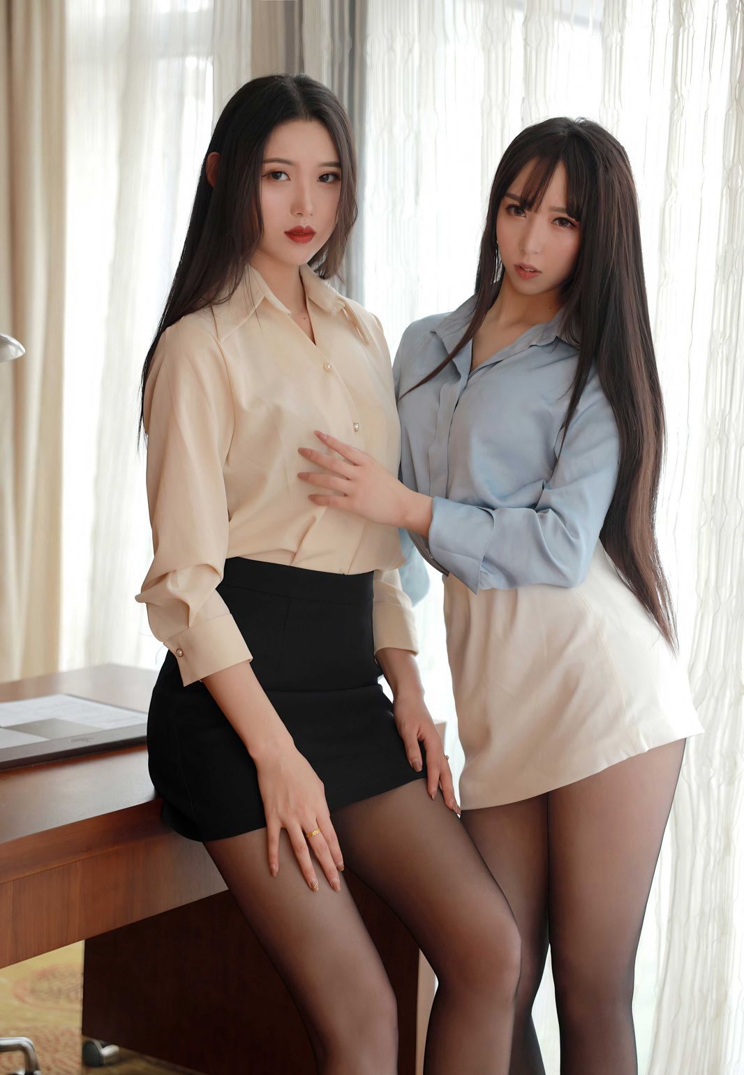 Office Black Silk Stockings Short Skirt Uniform Temptation: Top-Quality Long Legs High Heels Human Body