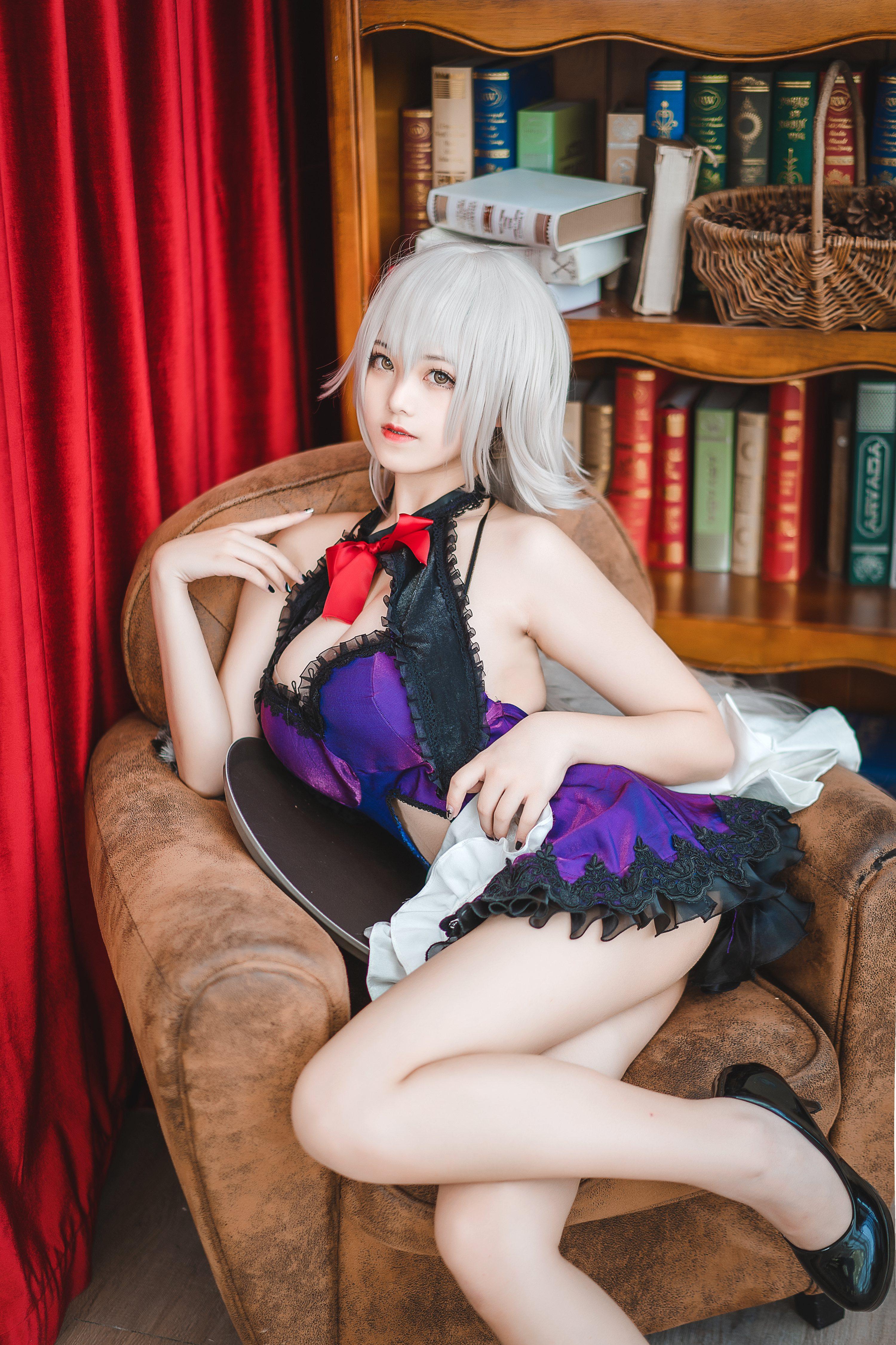 蜜汁猫裘 Vol.046: ジャンヌ・ダルク メイド 40P