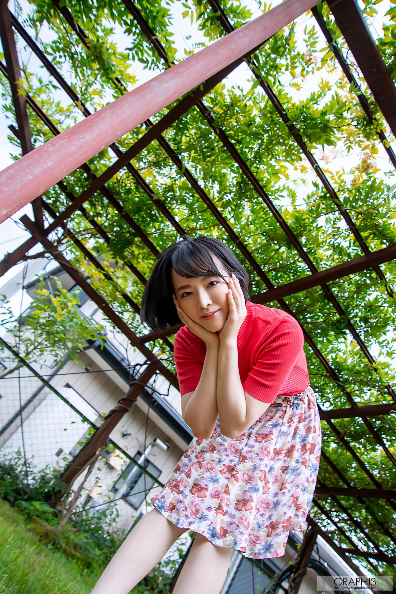 Graphis] First Gravure – Tsubaki Sannomiya [160 Pages