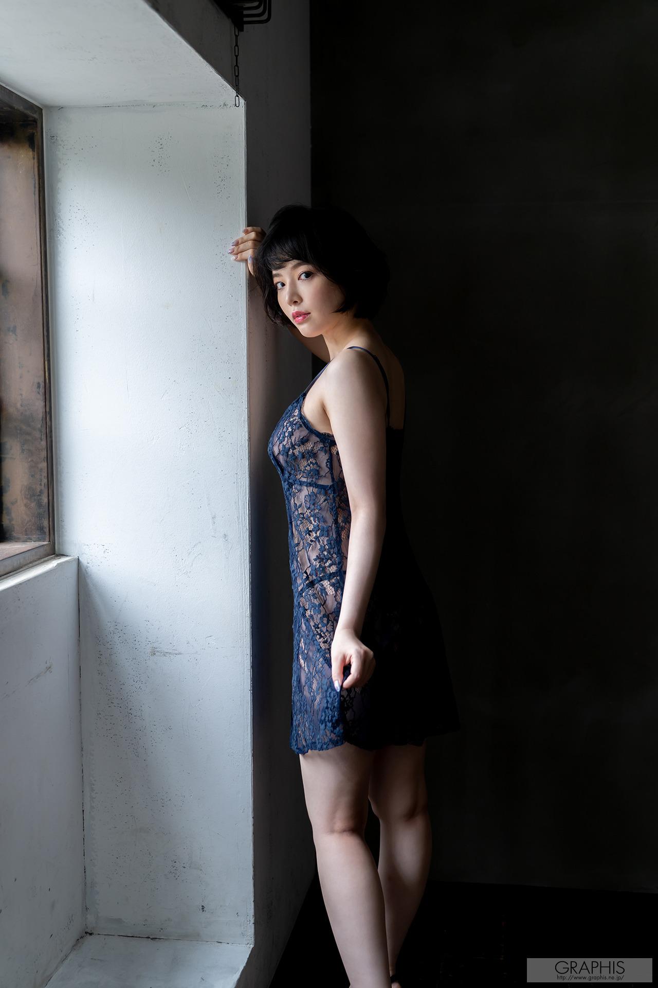 Graphis] Gravure Đầu Tiên – Tsubaki Sannomiya [160P